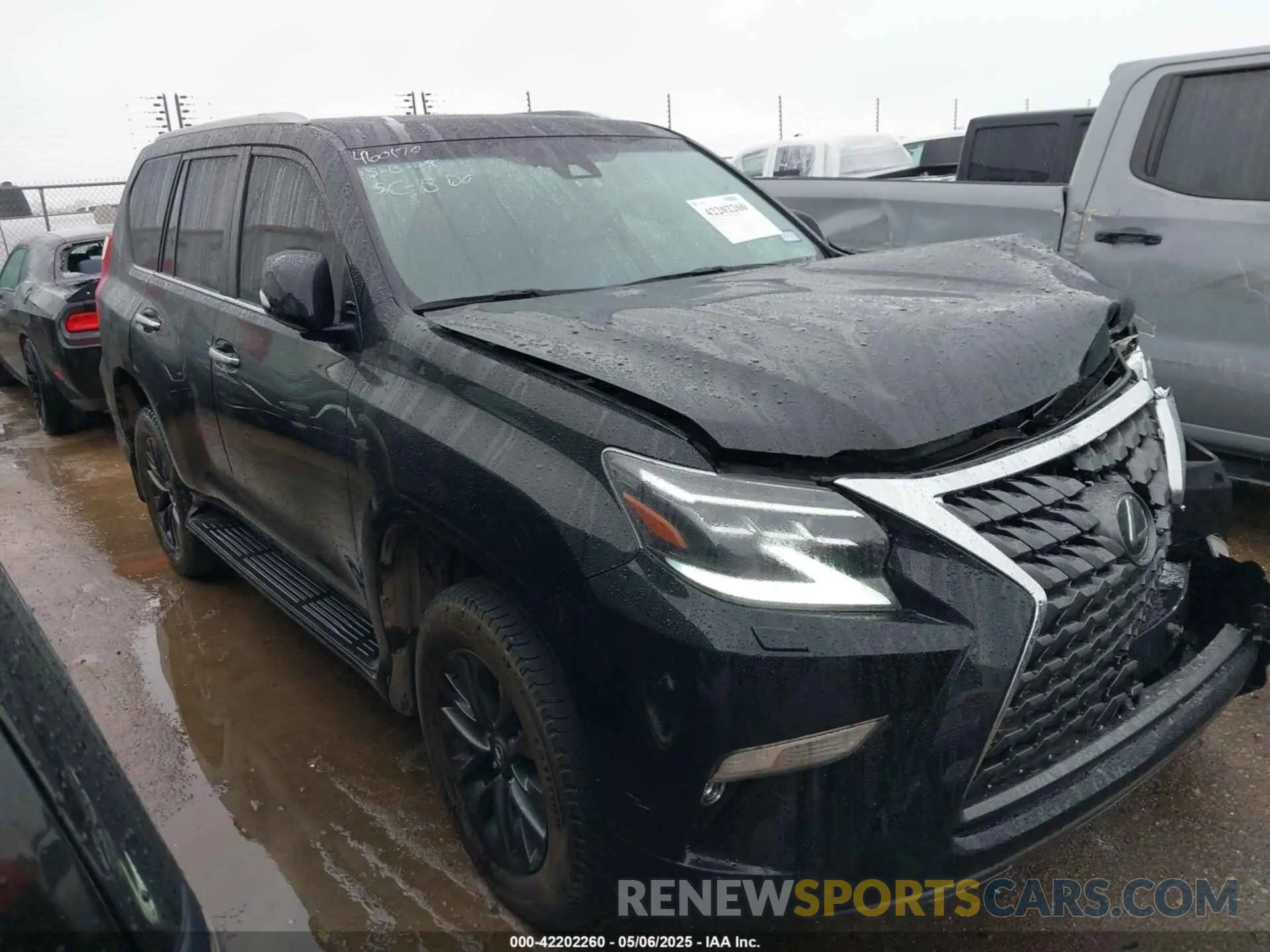1 Photograph of a damaged car JTJAM7BX4N5319498 LEXUS GX 460 2022