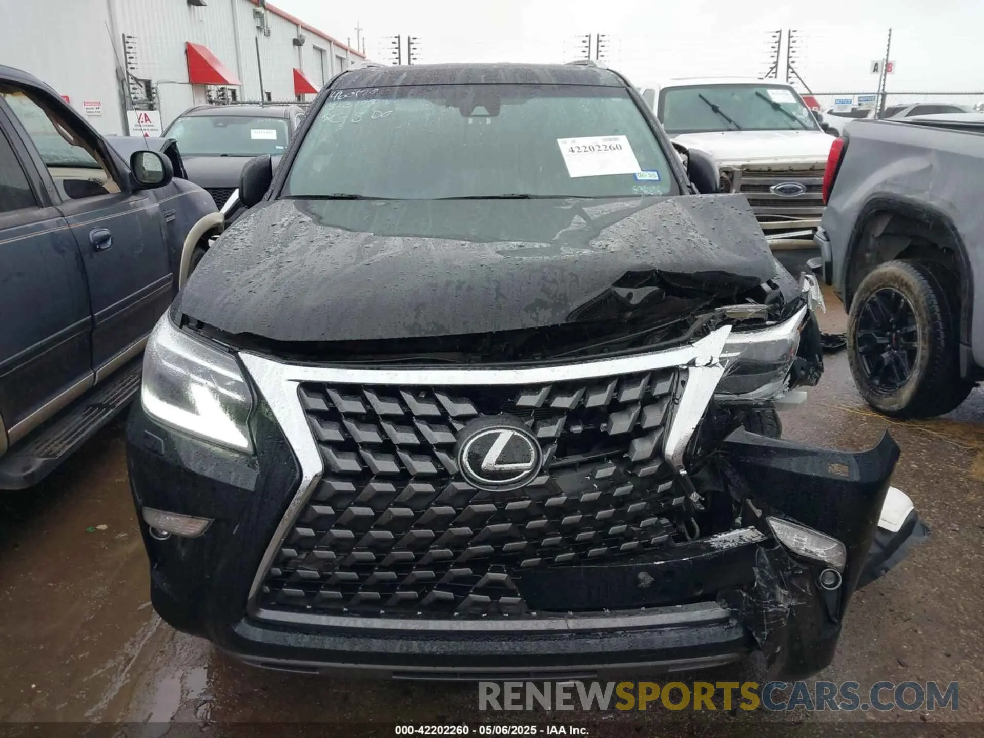 12 Photograph of a damaged car JTJAM7BX4N5319498 LEXUS GX 460 2022