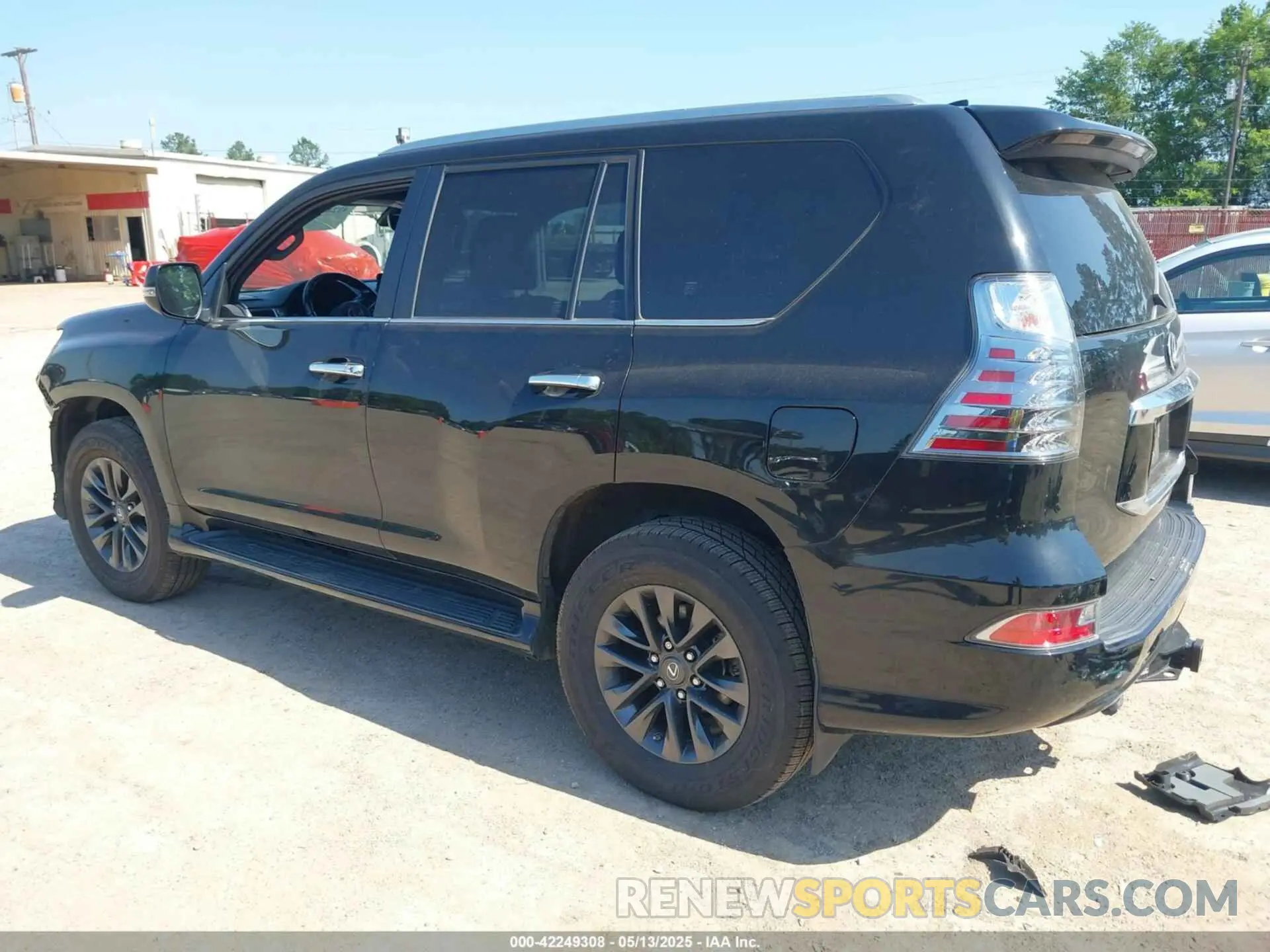 3 Photograph of a damaged car JTJAM7BX9N5306908 LEXUS GX 460 2022
