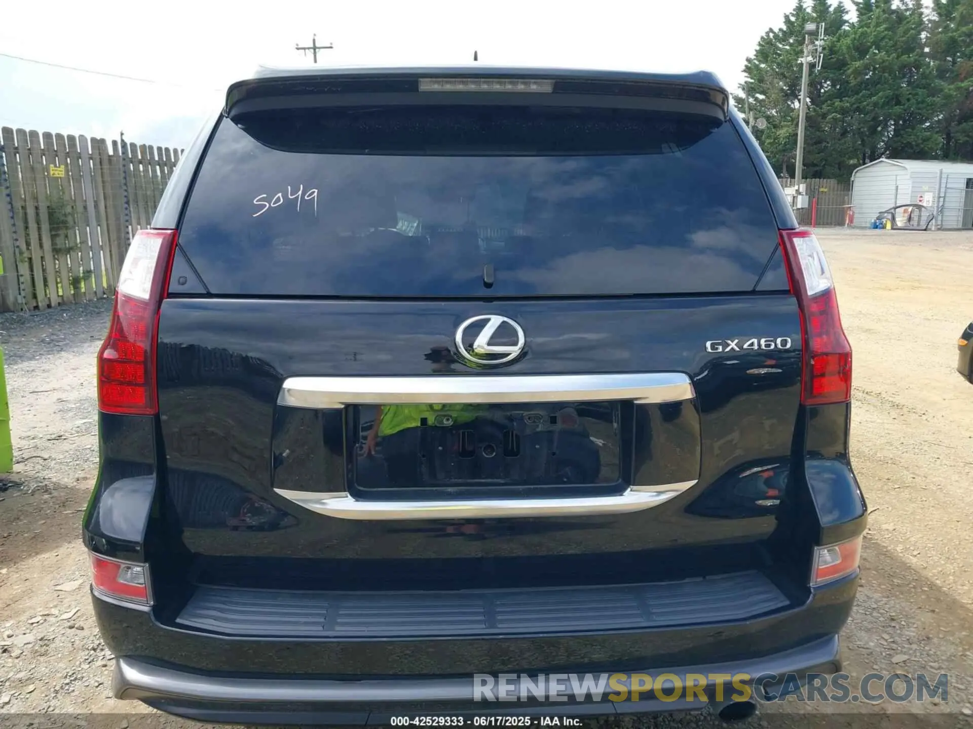 17 Photograph of a damaged car JTJGM7BX1N5321302 LEXUS GX 460 2022