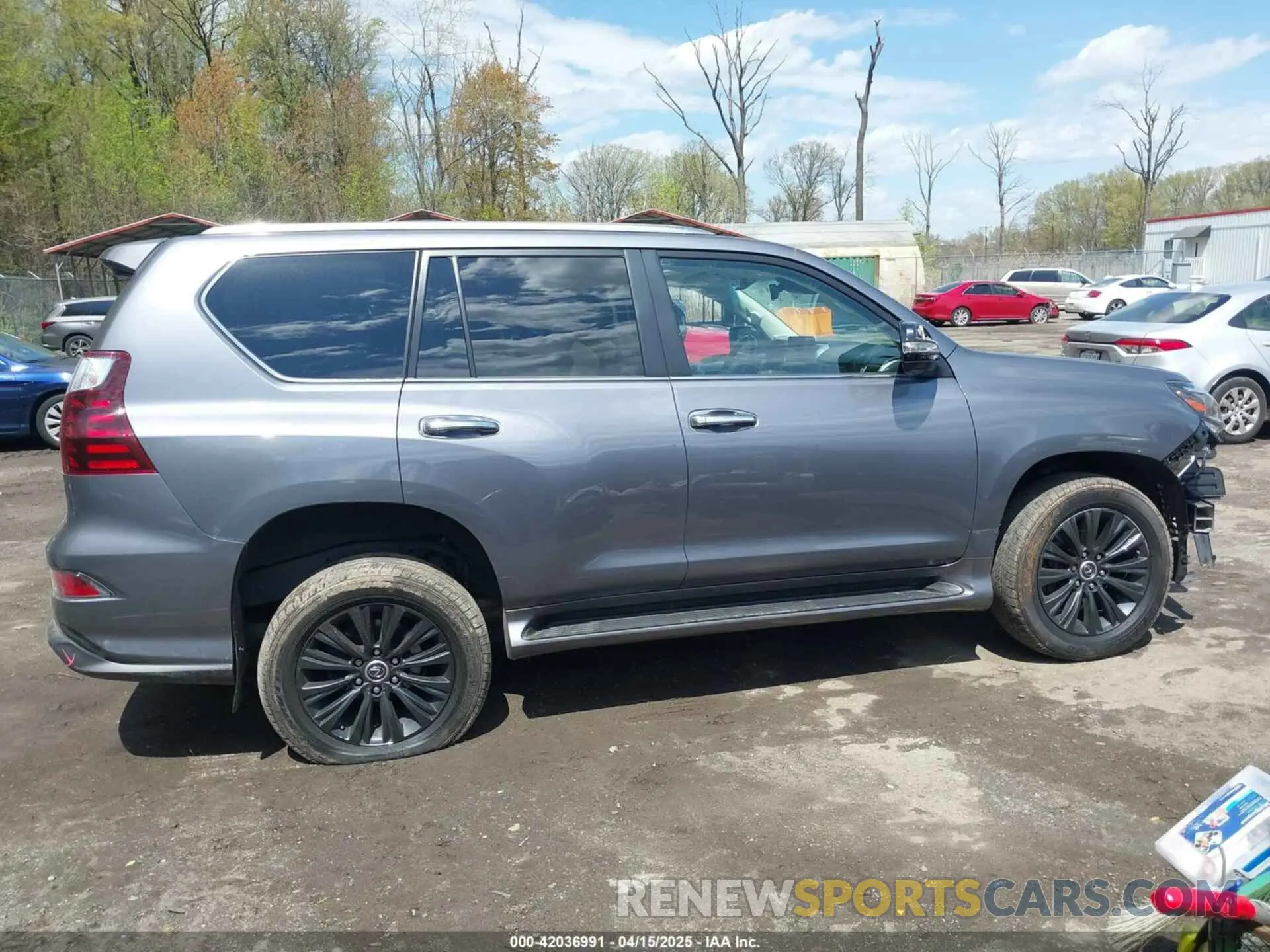 14 Photograph of a damaged car JTJGM7BX5N5309119 LEXUS GX 460 2022