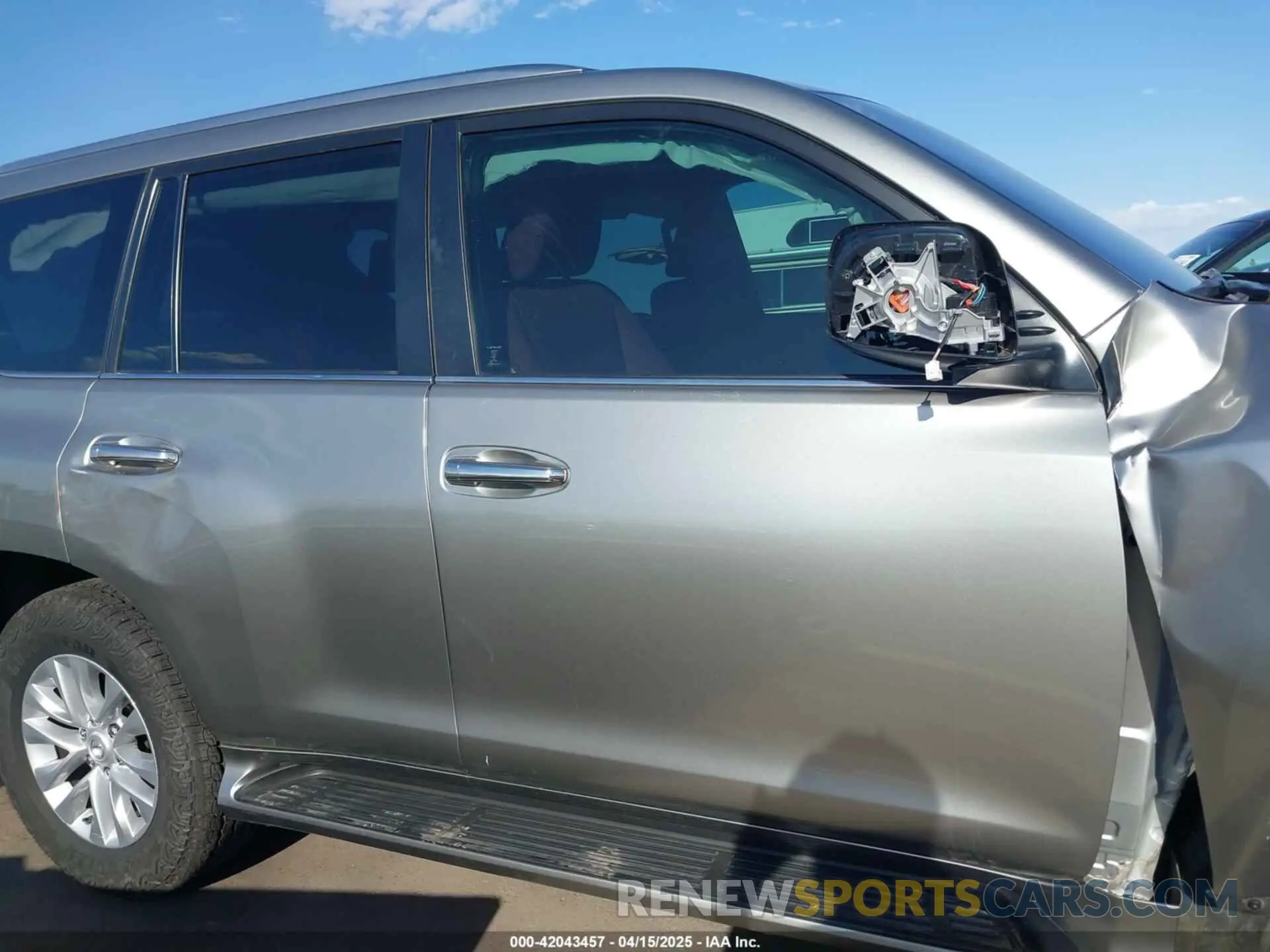 13 Photograph of a damaged car JTJAM7BX3P5372275 LEXUS GX 460 2023