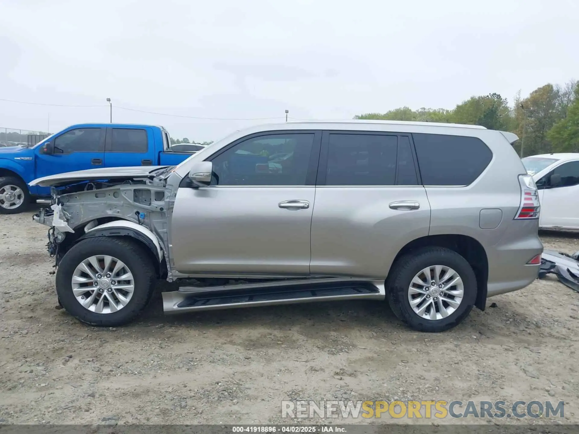 15 Photograph of a damaged car JTJAM7BX5P5374450 LEXUS GX 460 2023