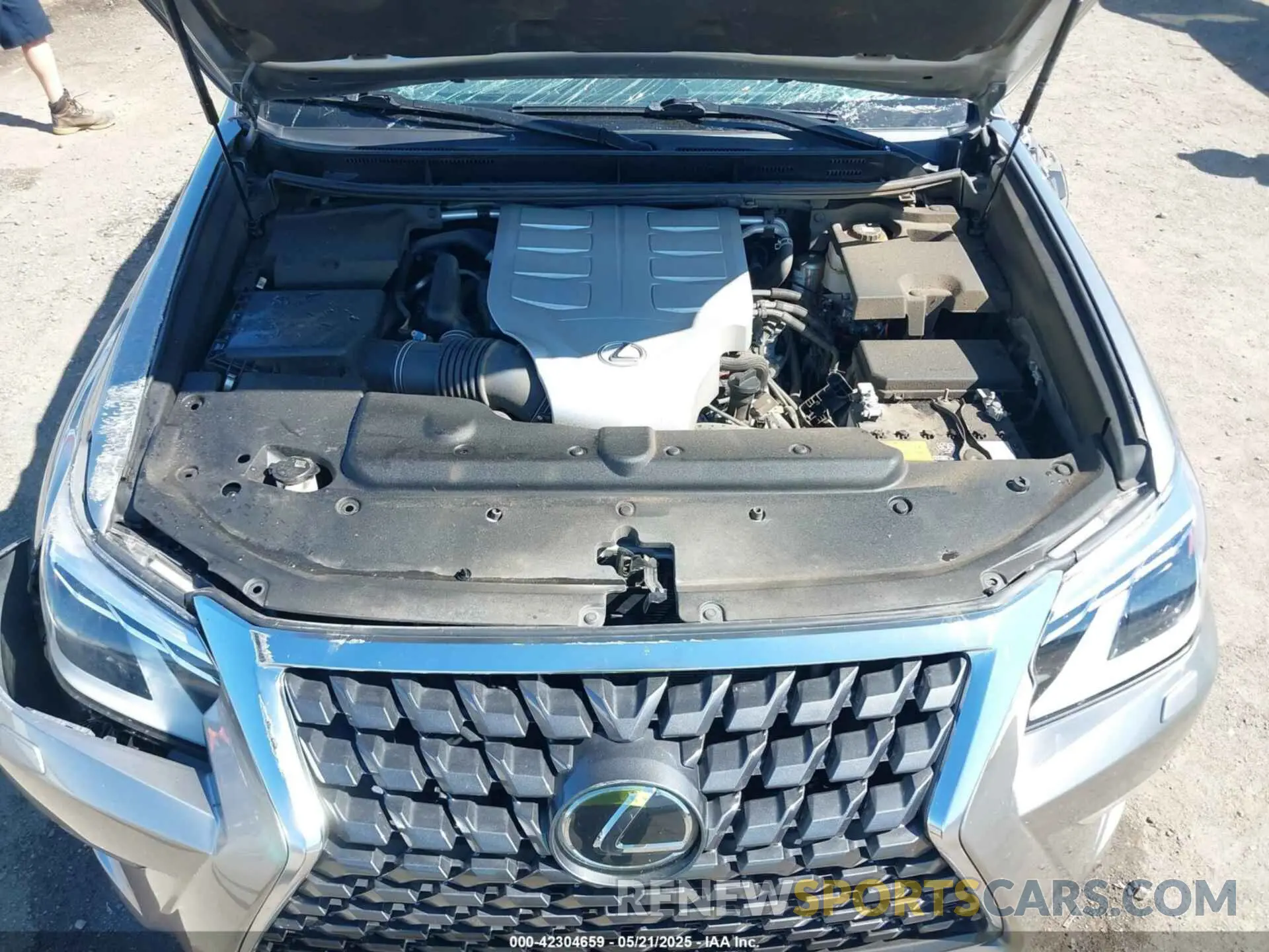 10 Photograph of a damaged car JTJAM7BX9P5355304 LEXUS GX 460 2023