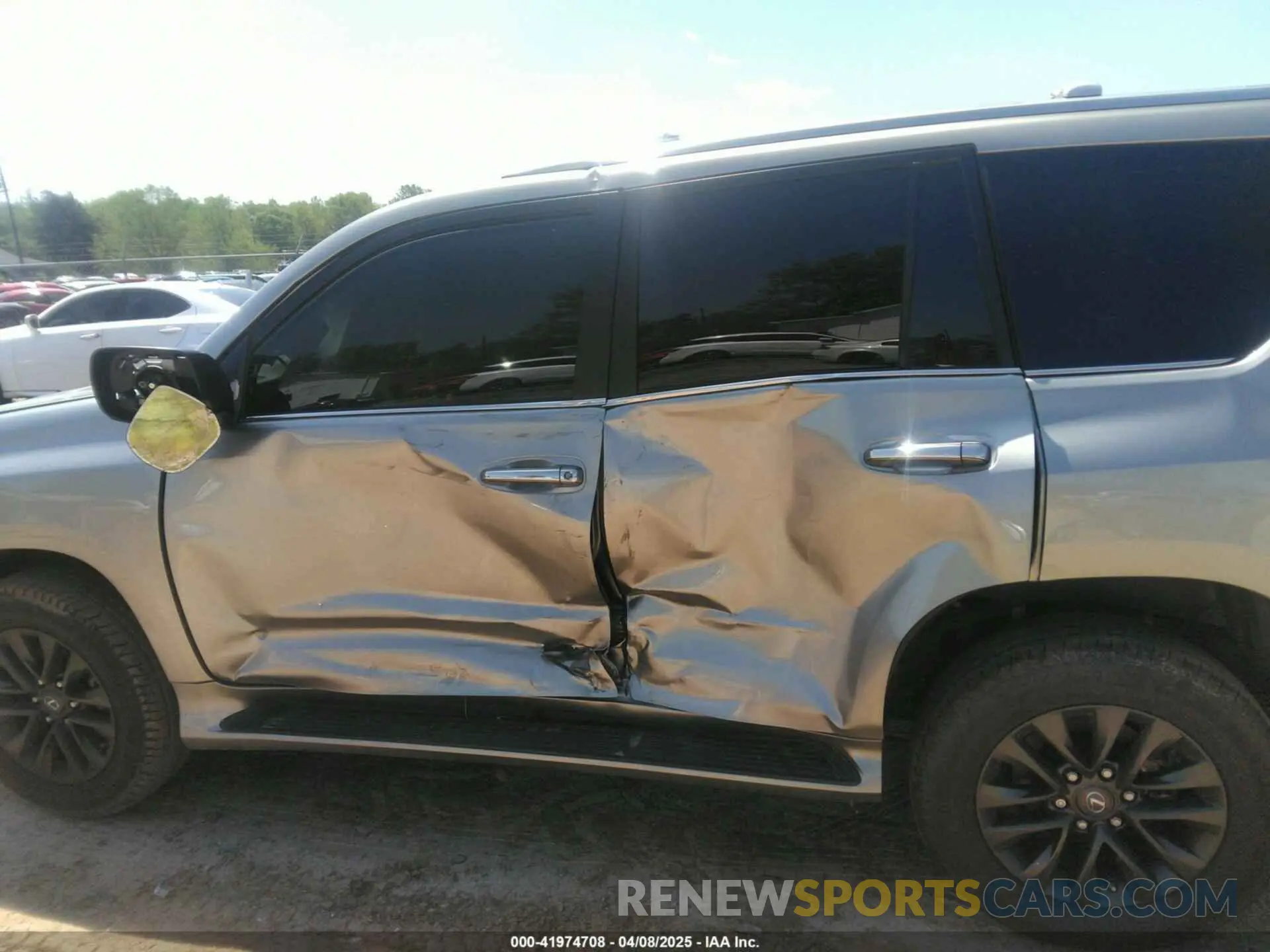 14 Photograph of a damaged car JTJAM7BX9P5357070 LEXUS GX 460 2023