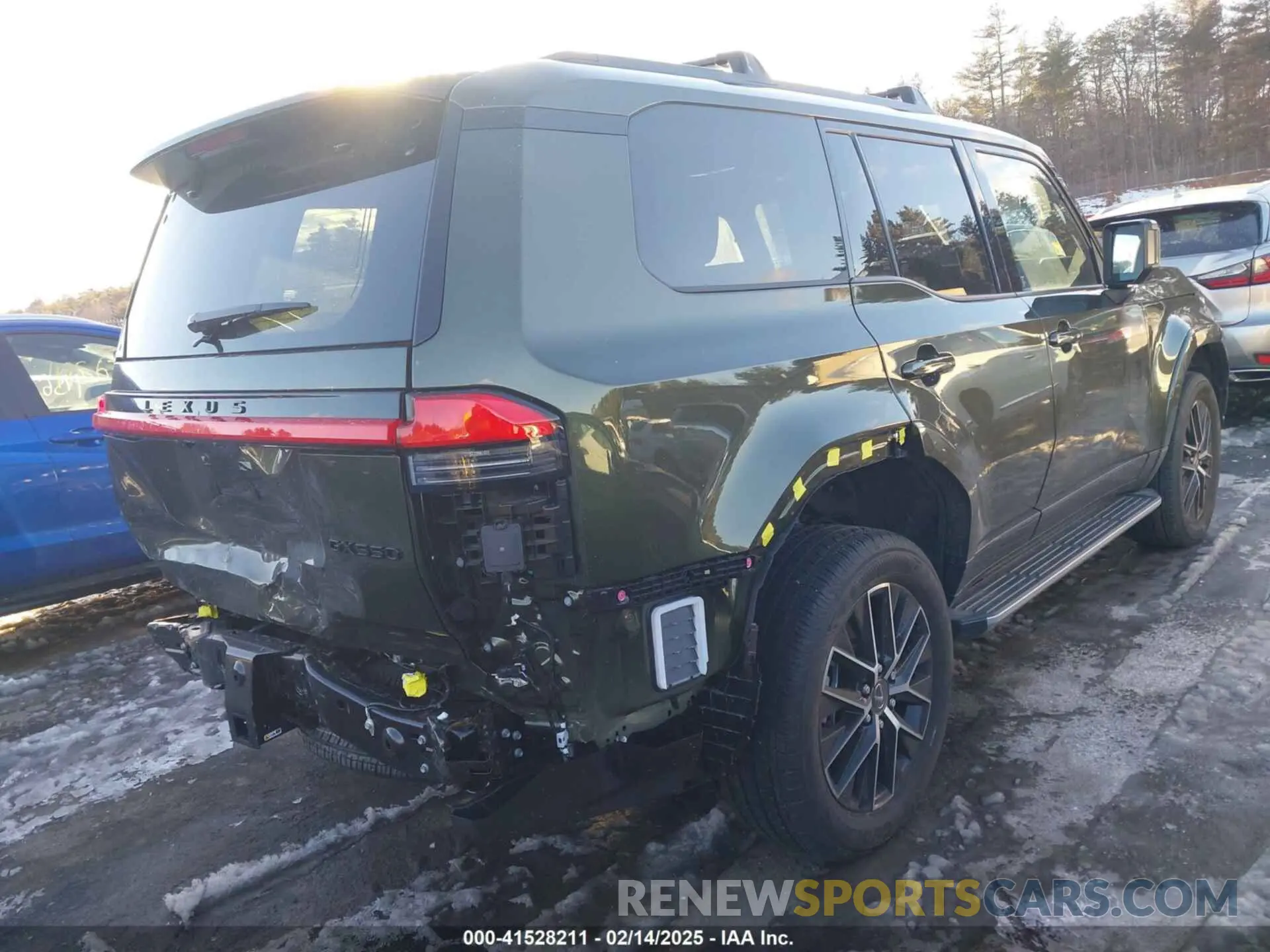 4 Photograph of a damaged car JTJTBCDX2R5021090 LEXUS GX 550 2024