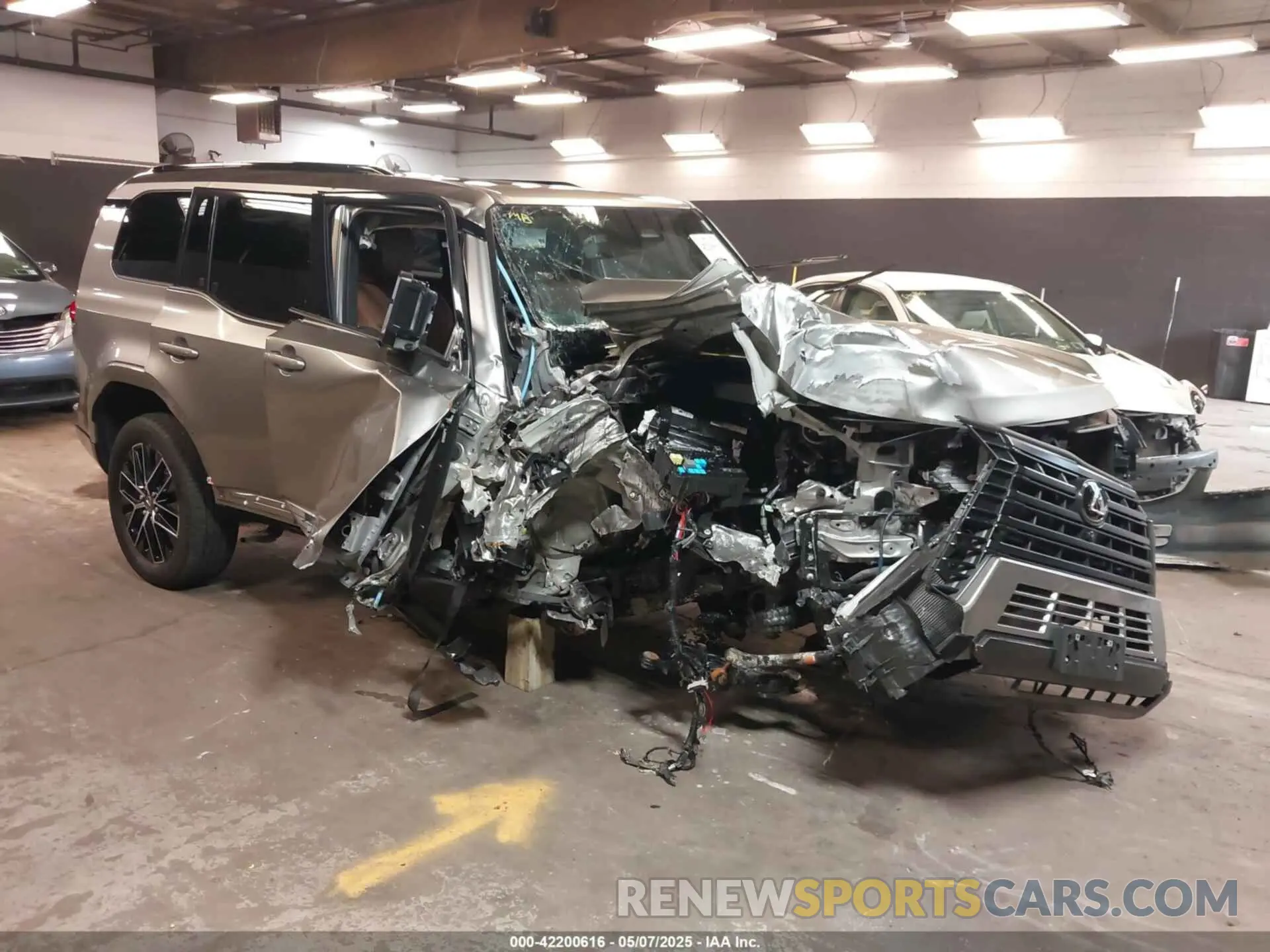 1 Photograph of a damaged car JTJTBCDX7R5024633 LEXUS GX 550 2024