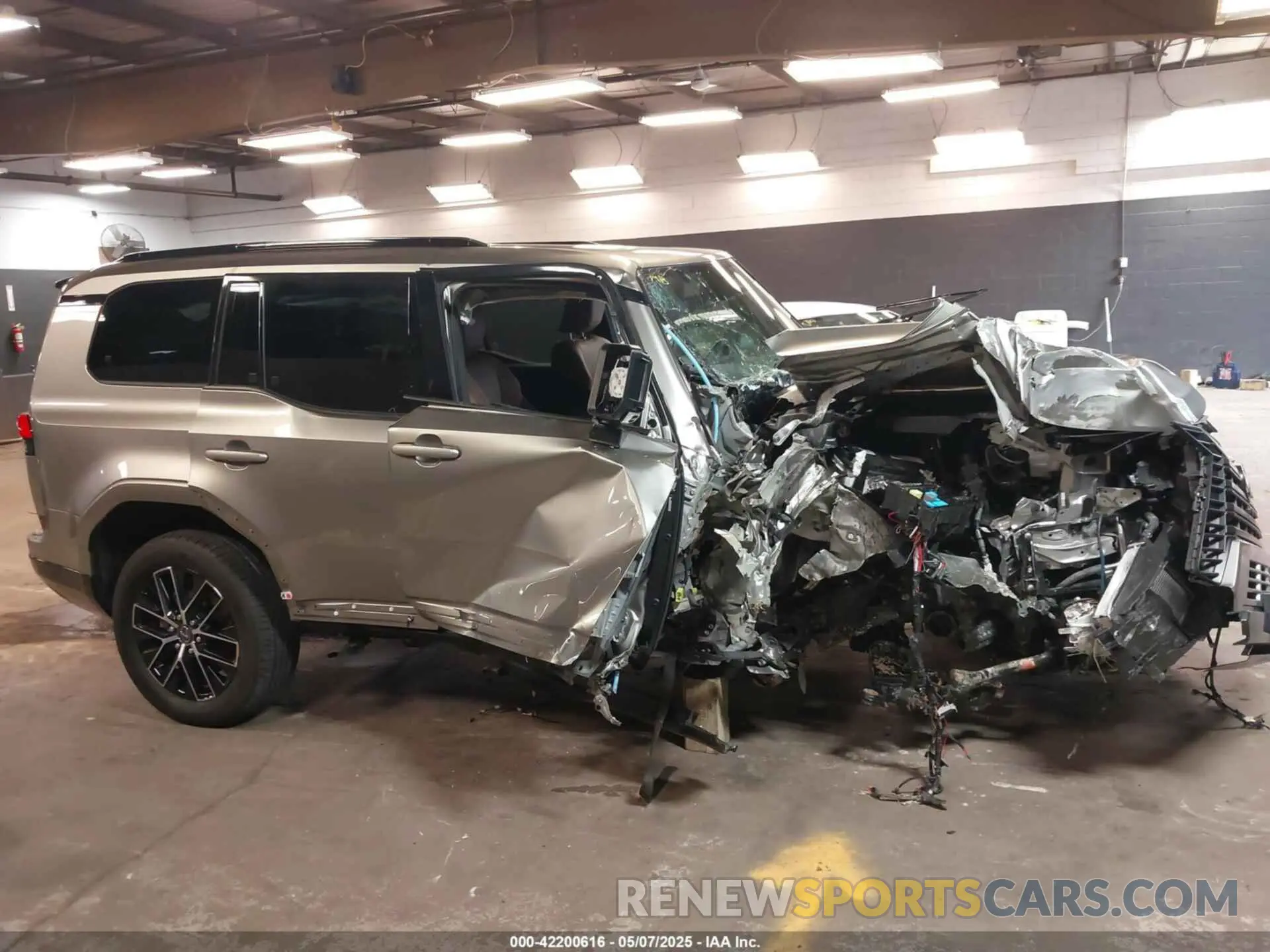 14 Photograph of a damaged car JTJTBCDX7R5024633 LEXUS GX 550 2024
