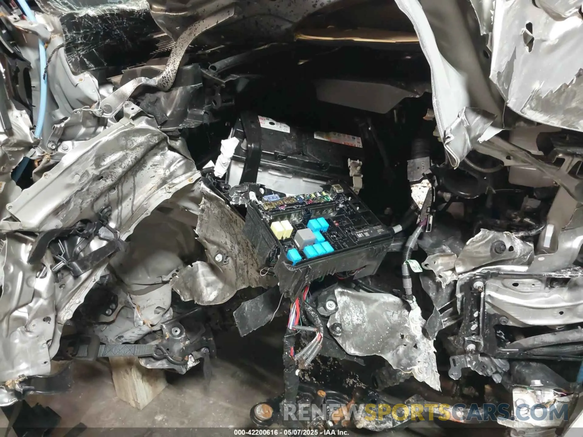 18 Photograph of a damaged car JTJTBCDX7R5024633 LEXUS GX 550 2024