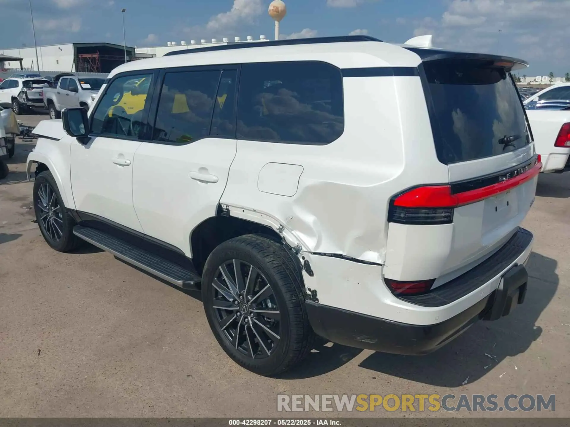 3 Photograph of a damaged car JTJVBCDX3R5013010 LEXUS GX 550 2024