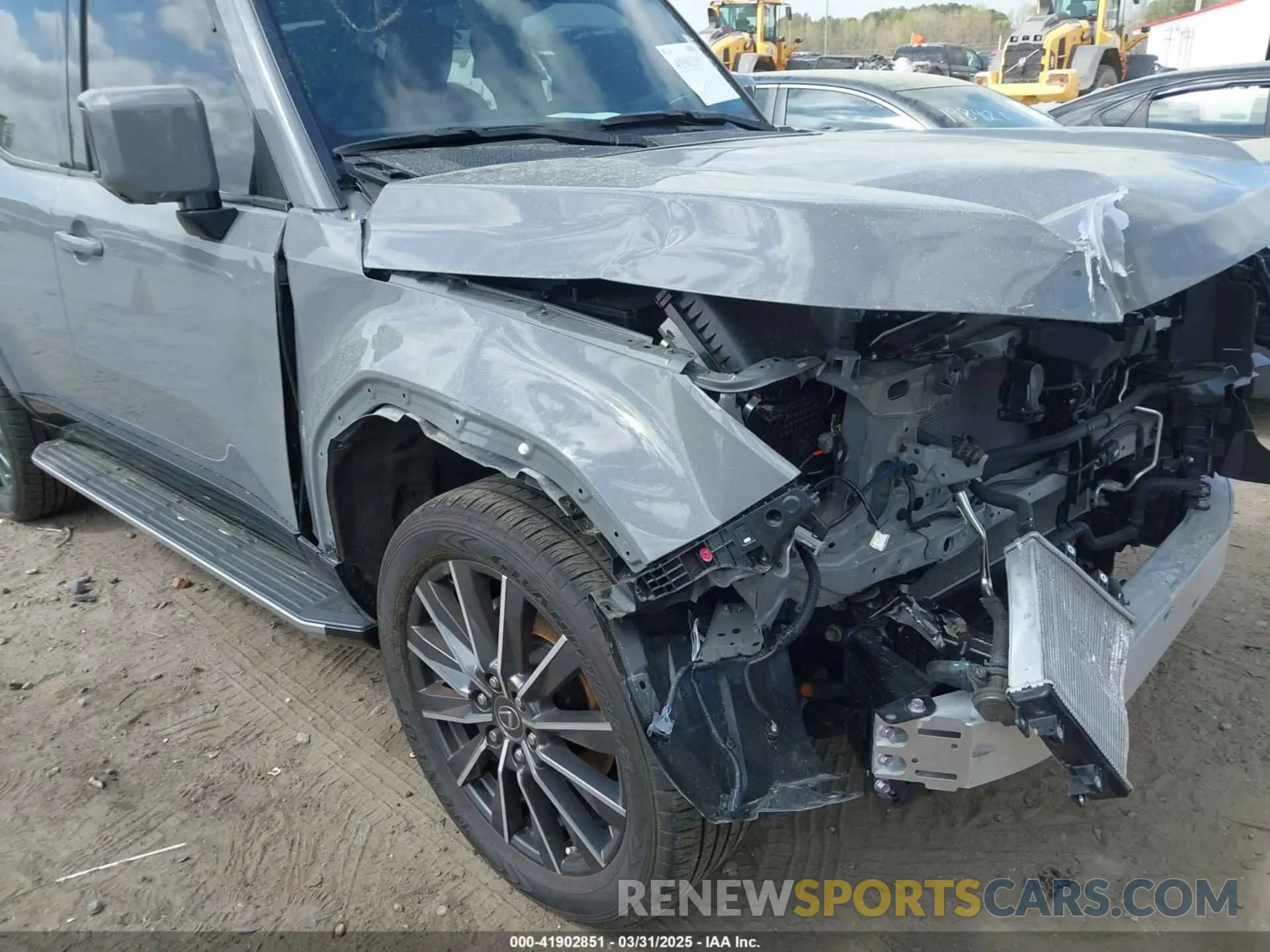 18 Photograph of a damaged car JTJVBCDX6R5010778 LEXUS GX 550 2024
