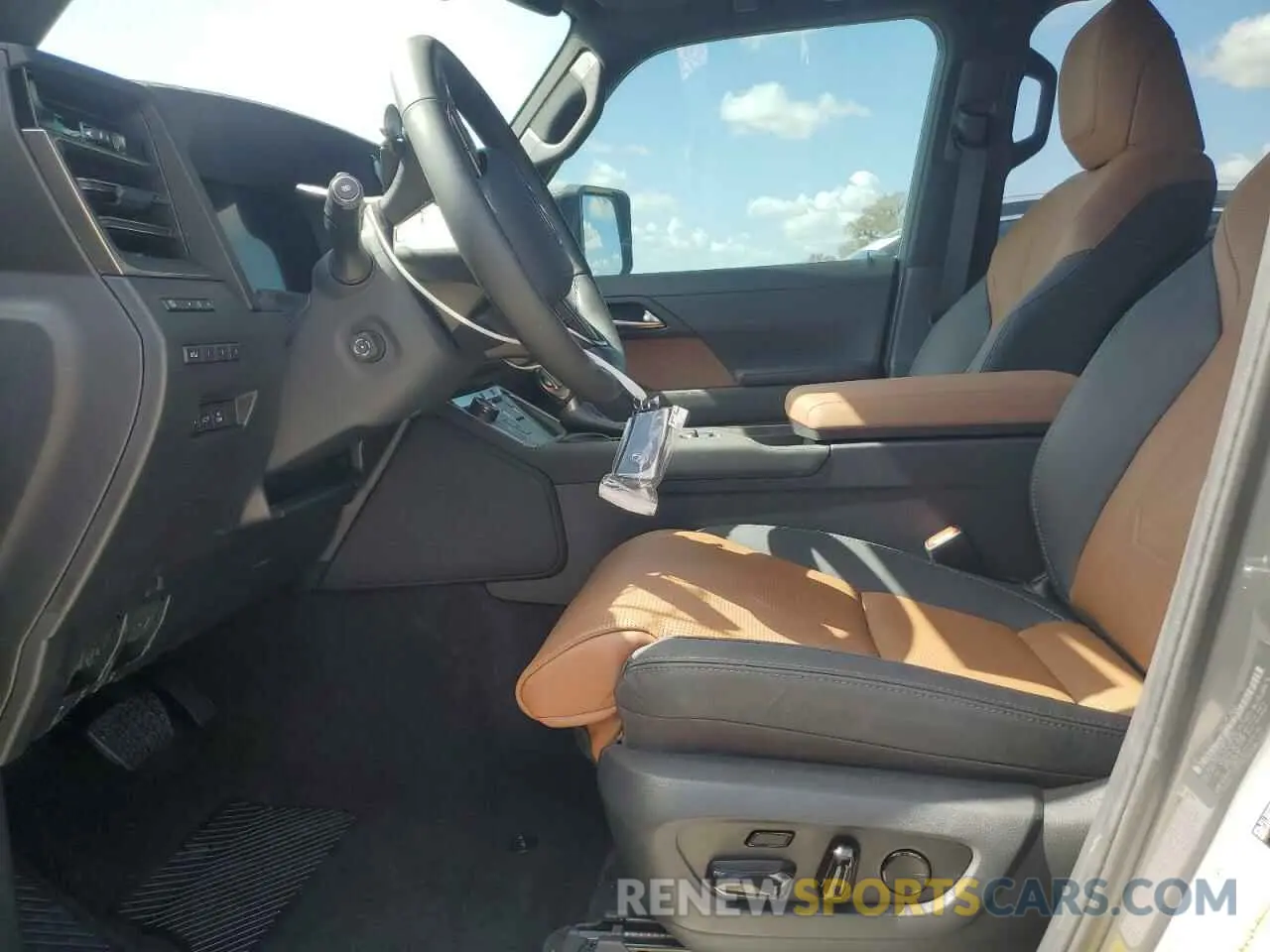 7 Photograph of a damaged car JTJVBCDX2R5009711 LEXUS GX 550 LUX 2024