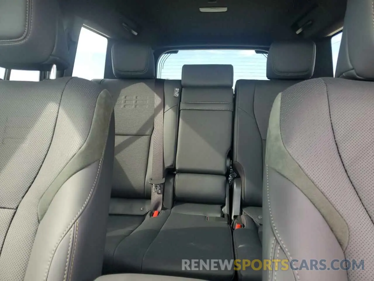 10 Photograph of a damaged car JTJTBCDX2R5015693 LEXUS GX 550 PRE 2024