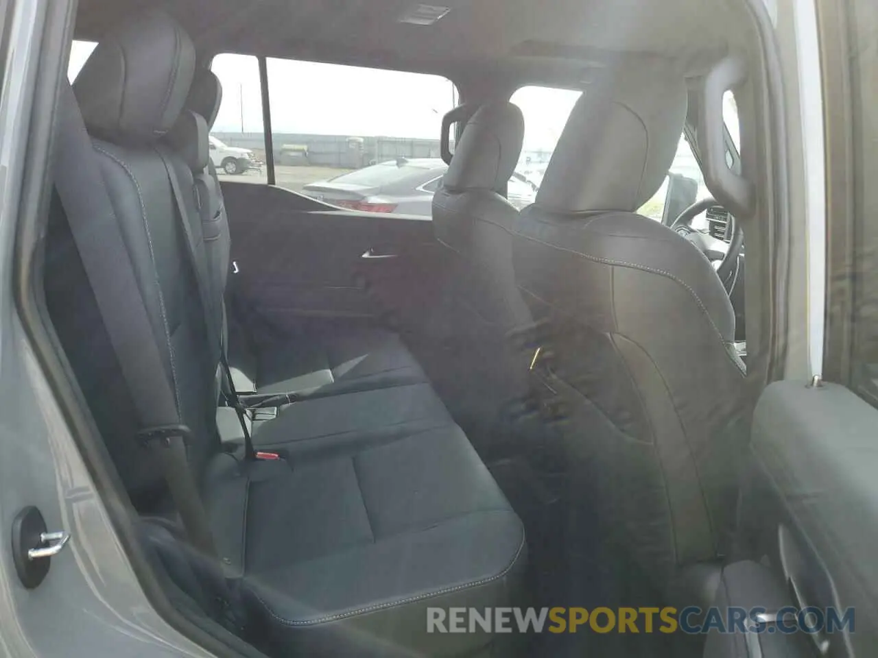 11 Photograph of a damaged car JTJTBCDX5R5006051 LEXUS GX 550 PRE 2024