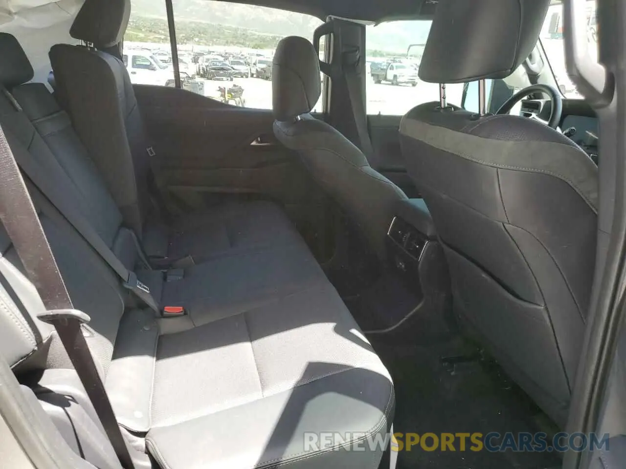 11 Photograph of a damaged car JTJTBCDX5R5008785 LEXUS GX 550 PRE 2024