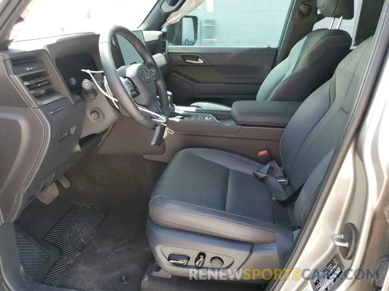 7 Photograph of a damaged car JTJTBCDX5R5008785 LEXUS GX 550 PRE 2024