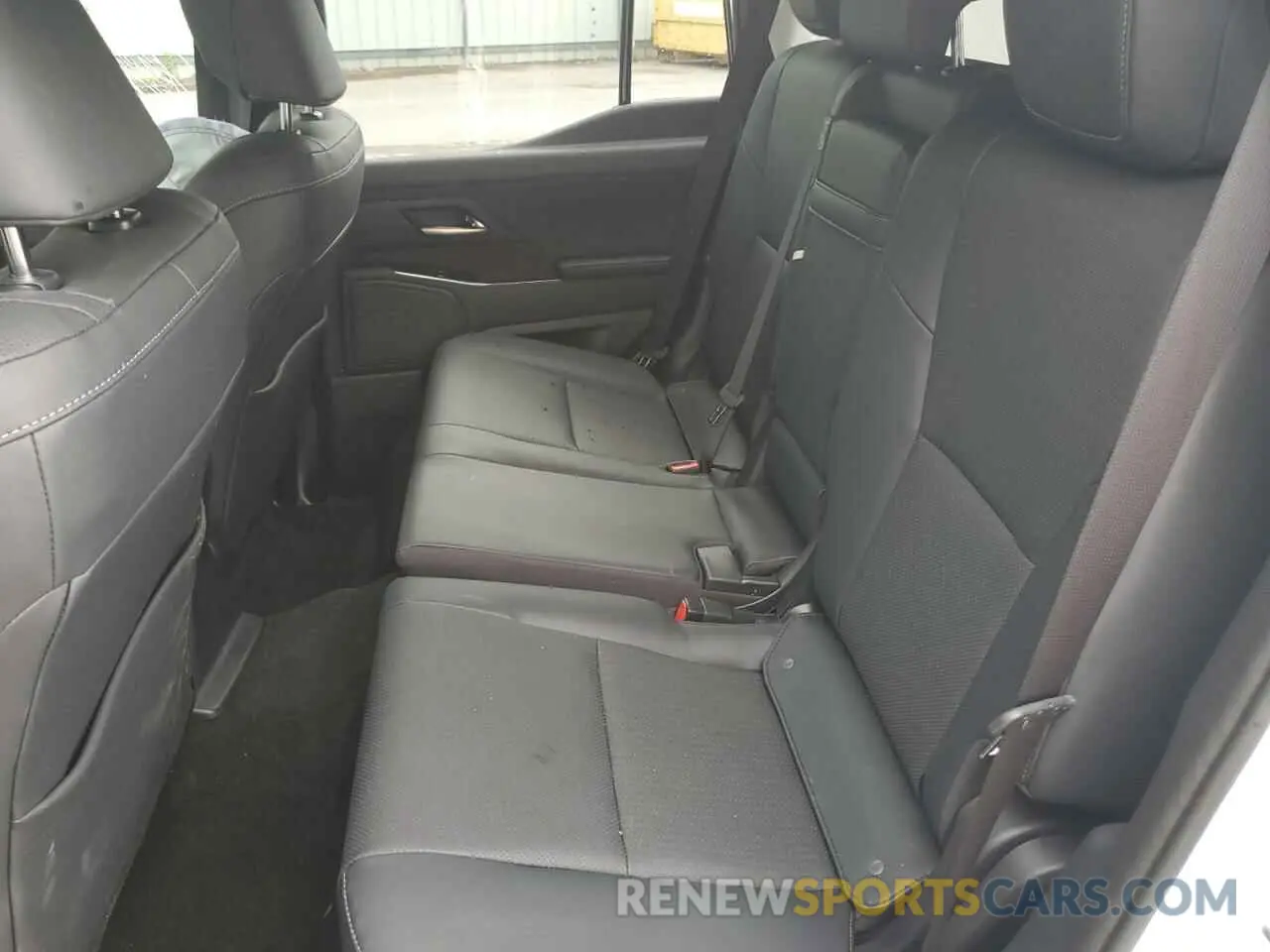 11 Photograph of a damaged car JTJTBCDX6R5024896 LEXUS GX 550 PRE 2024