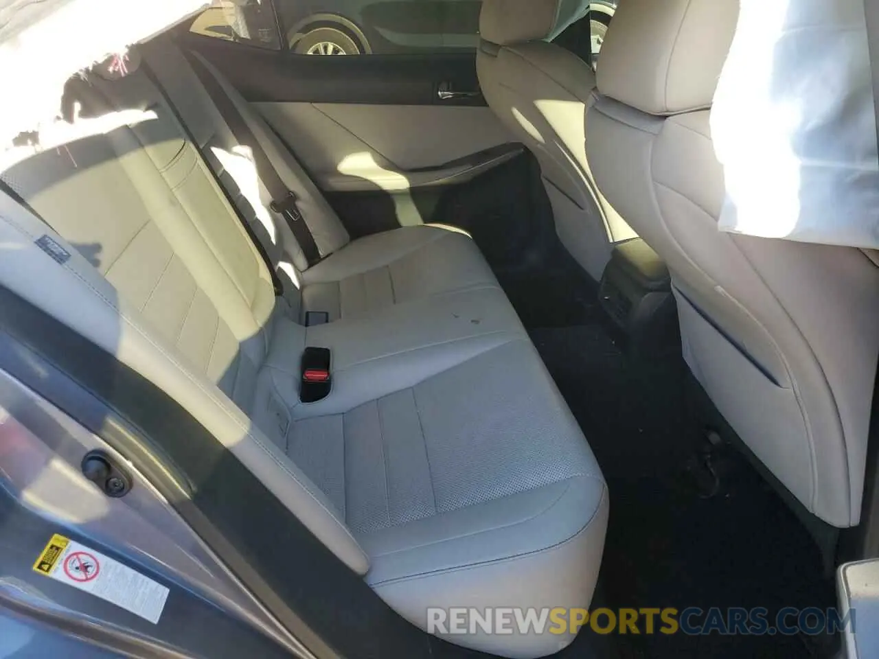 10 Photograph of a damaged car JTHBF1D24F5059474 LEXUS IS 2015