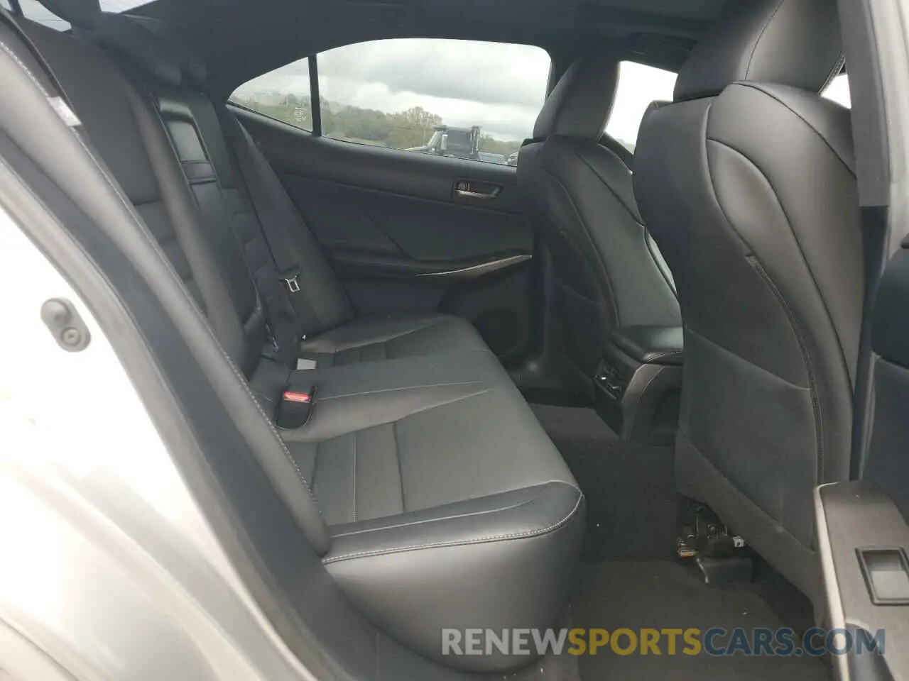 10 Photograph of a damaged car JTHBA1D20K5086650 LEXUS IS 2019