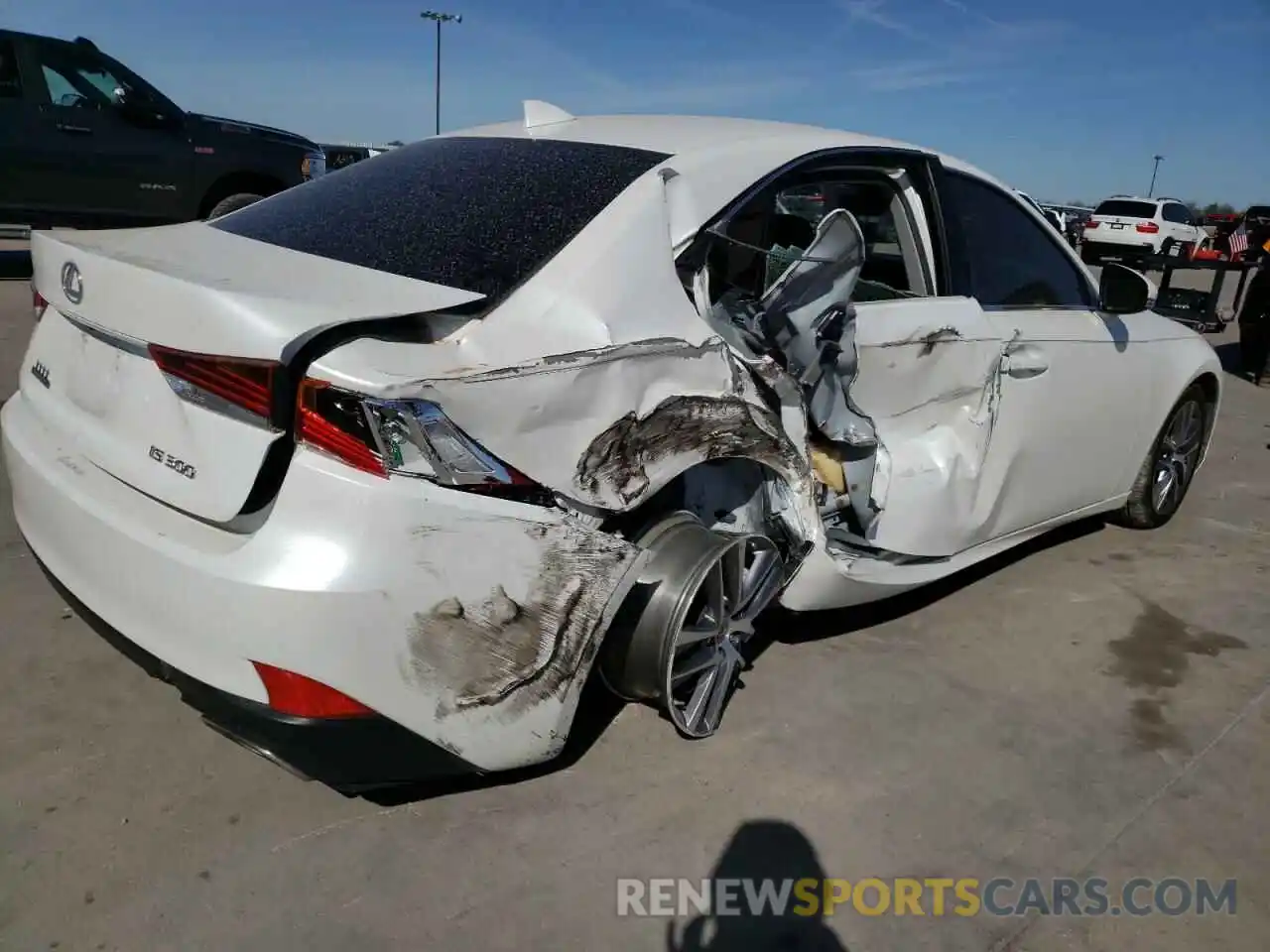 4 Photograph of a damaged car JTHBA1D21K5094501 LEXUS IS 2019