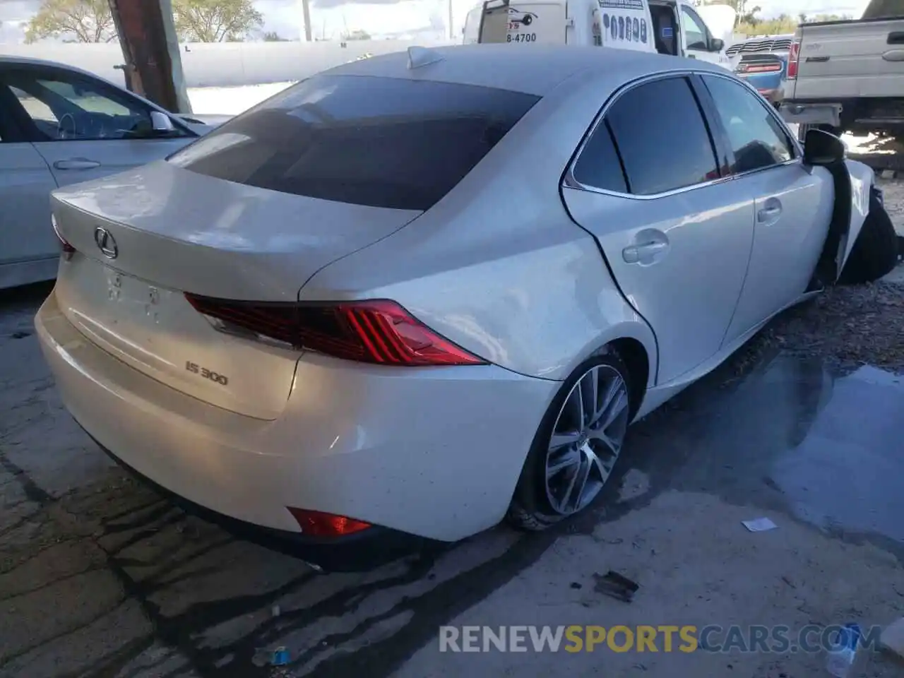 4 Photograph of a damaged car JTHBA1D23K5100895 LEXUS IS 2019