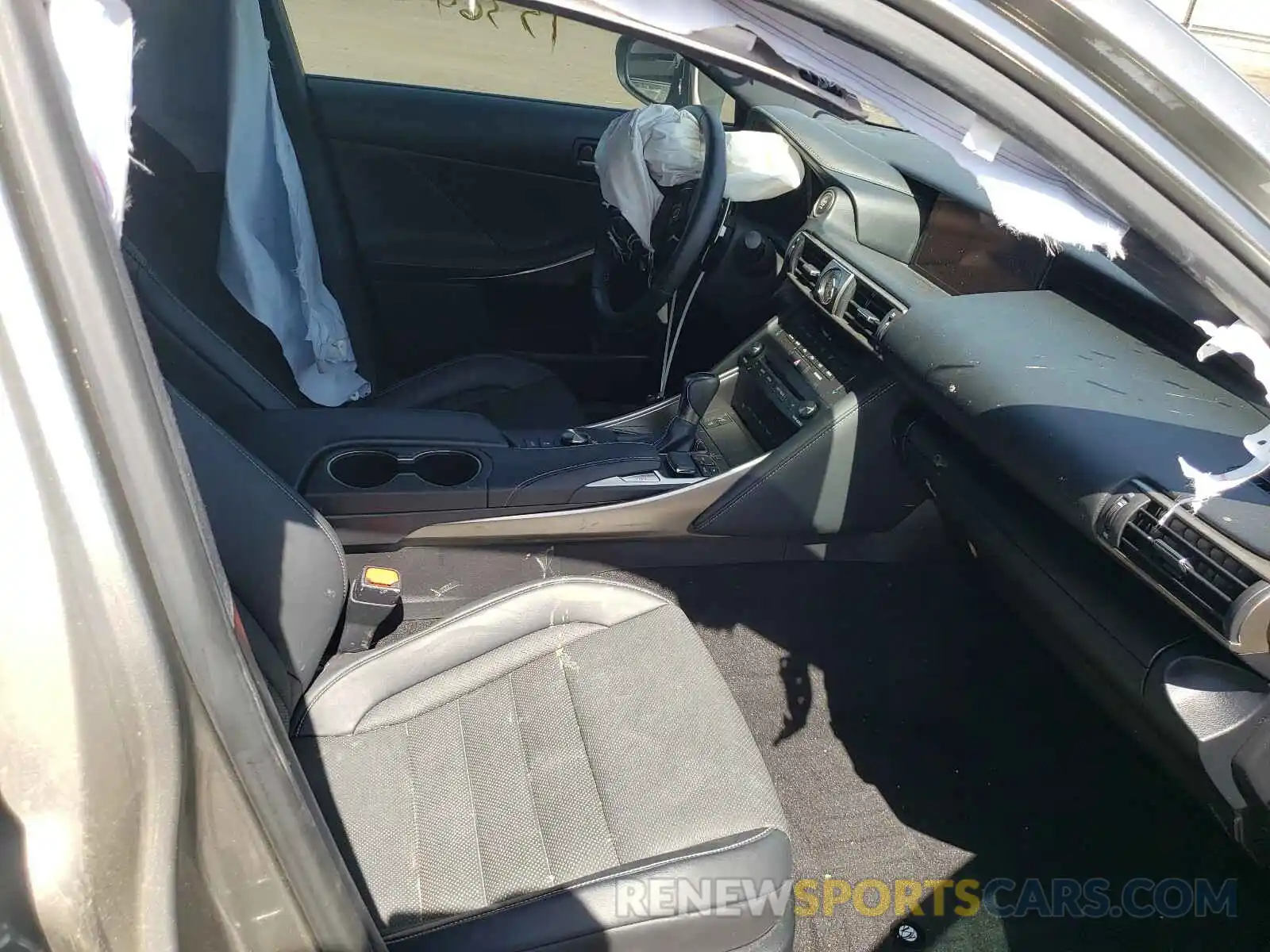 5 Photograph of a damaged car JTHBA1D26K5089035 LEXUS IS 2019