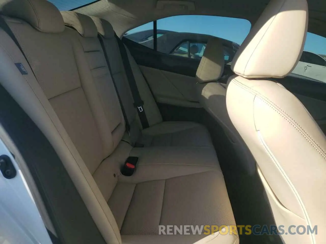 10 Photograph of a damaged car JTHBA1D27K5097273 LEXUS IS 2019