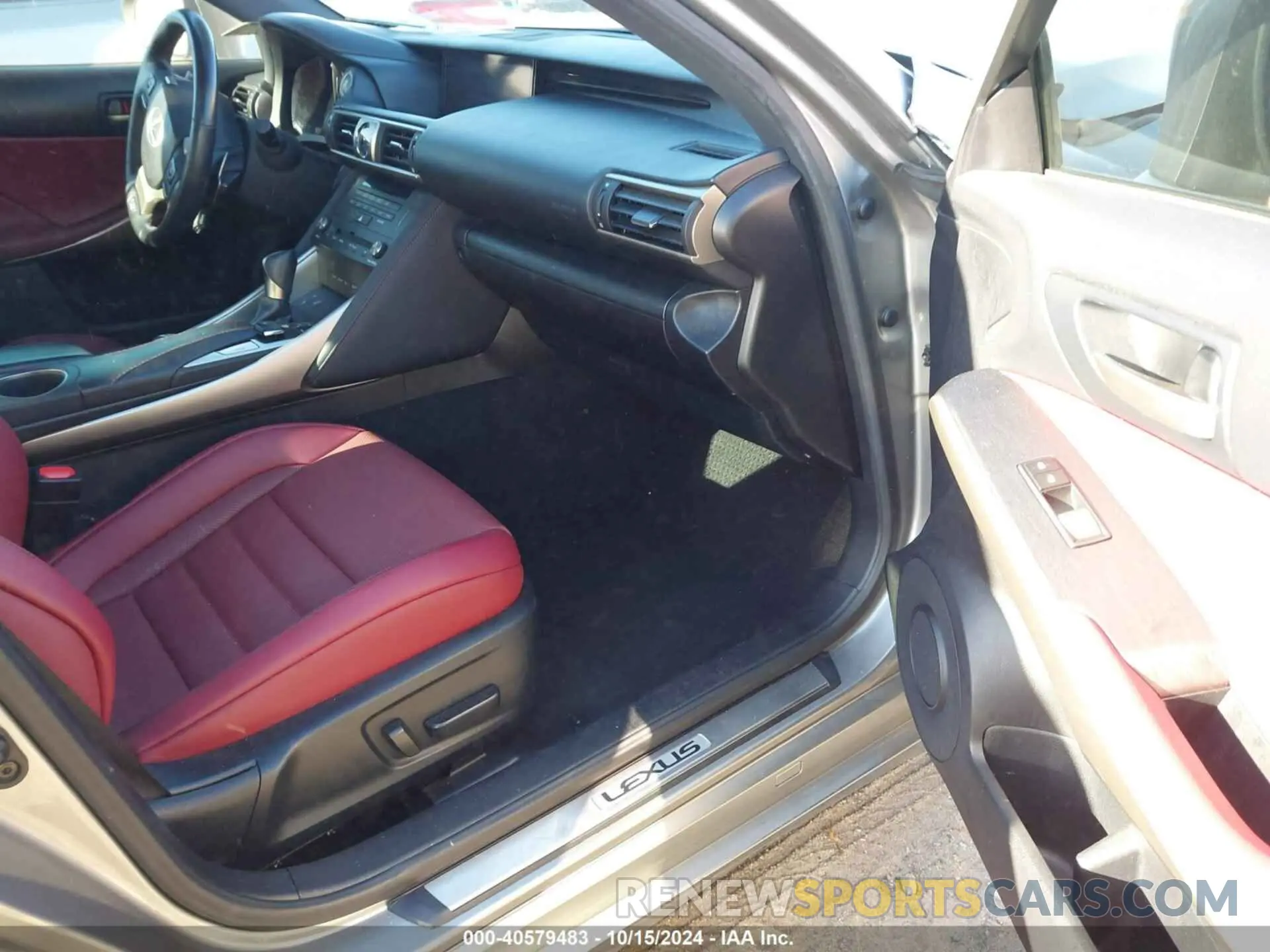 5 Photograph of a damaged car JTHBA1D28K5090901 LEXUS IS 2019