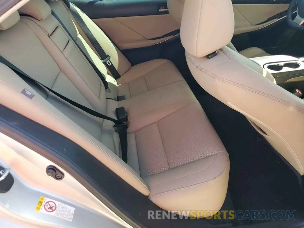 10 Photograph of a damaged car JTHBA1D29K5085433 LEXUS IS 2019