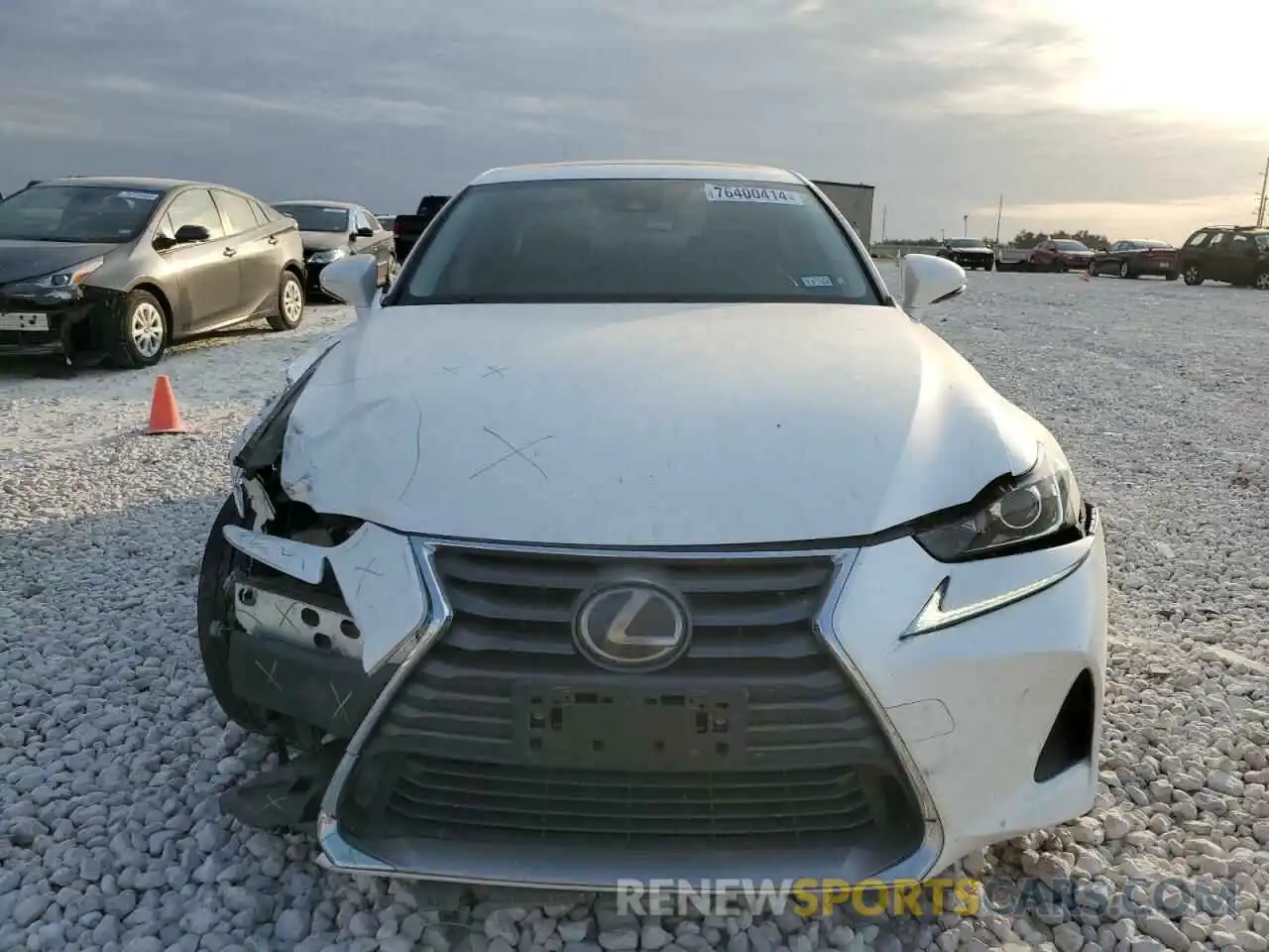 5 Photograph of a damaged car JTHBA1D29K5092883 LEXUS IS 2019