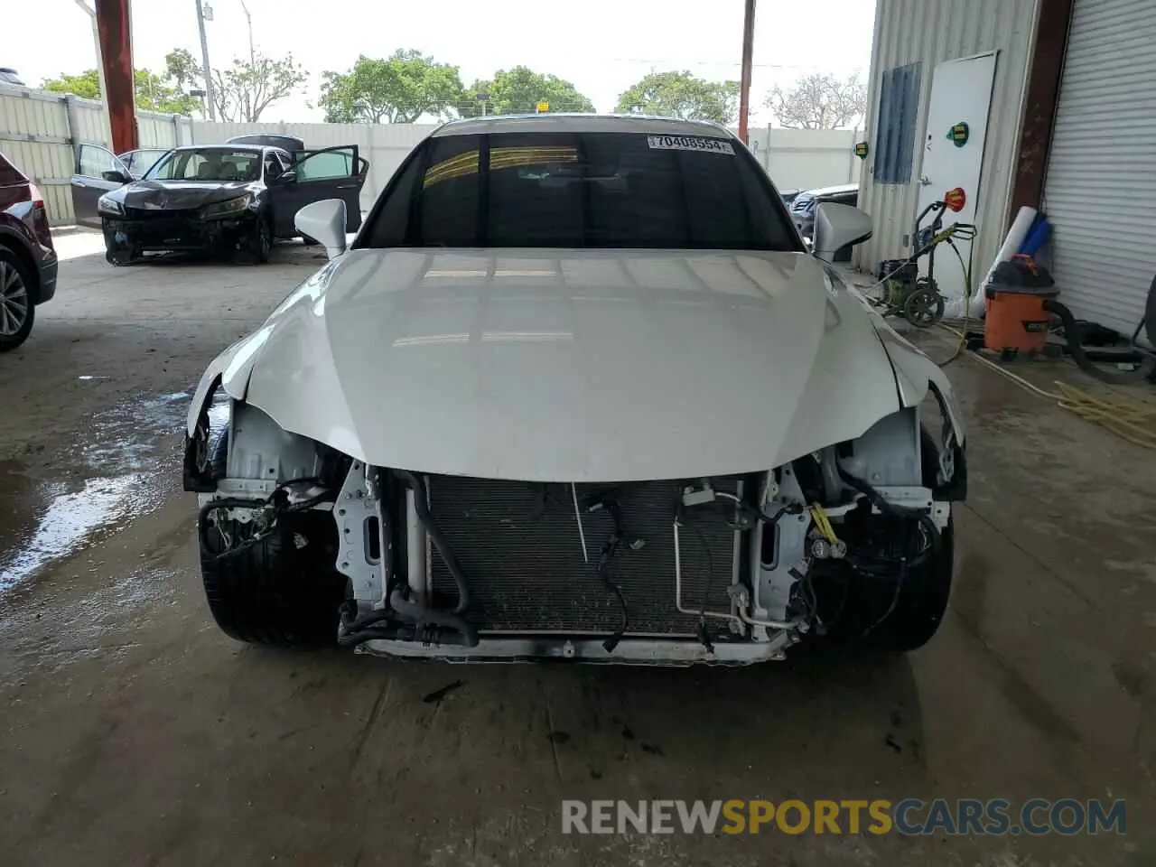 5 Photograph of a damaged car JTHBA1D29K5095363 LEXUS IS 2019