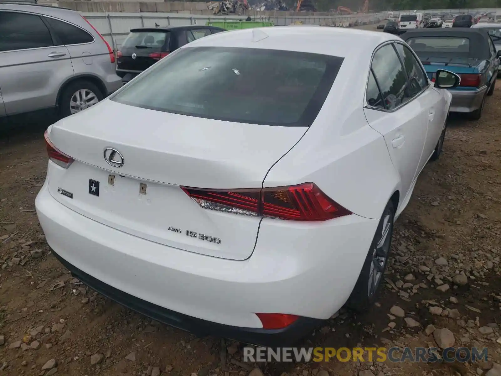 4 Photograph of a damaged car JTHC81D23K5035627 LEXUS IS 2019