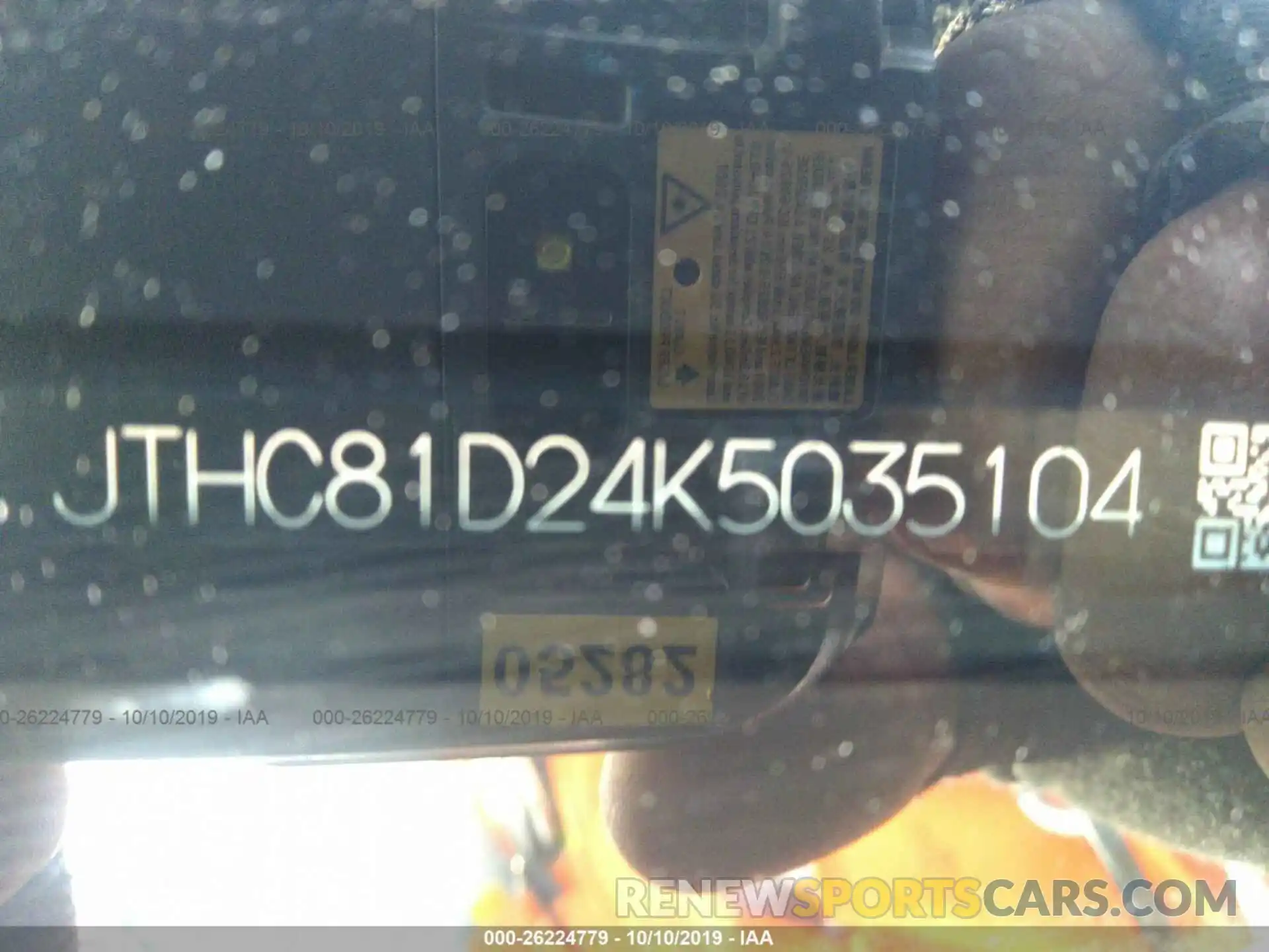 9 Photograph of a damaged car JTHC81D24K5035104 LEXUS IS 2019