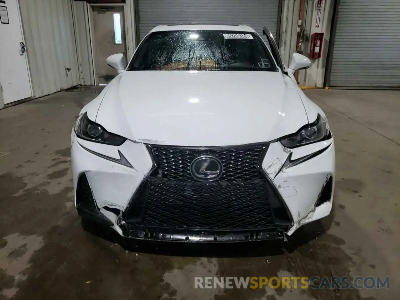 5 Photograph of a damaged car JTHC81D28K5034554 LEXUS IS 2019