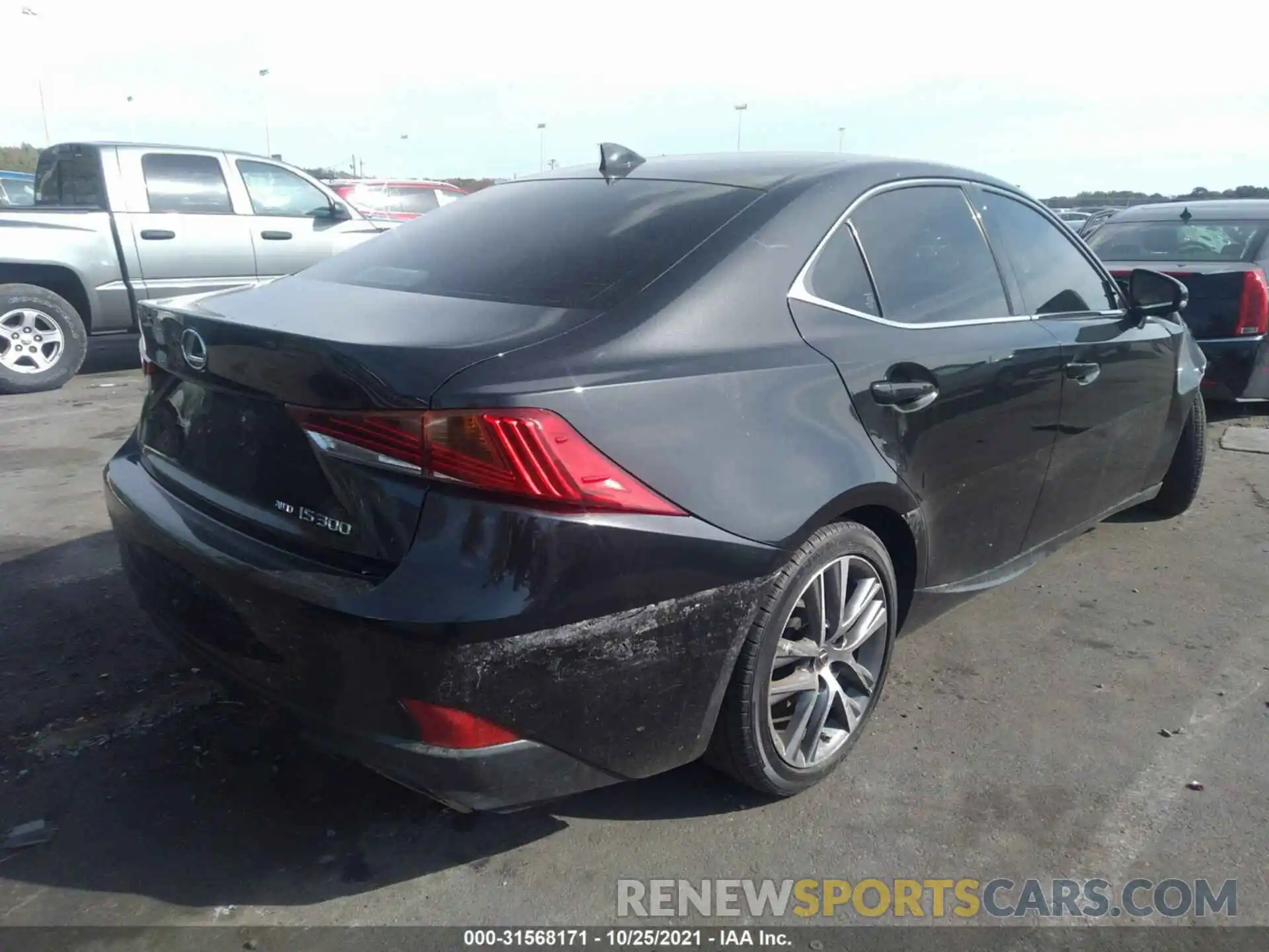 4 Photograph of a damaged car JTHC81D29K5034725 LEXUS IS 2019