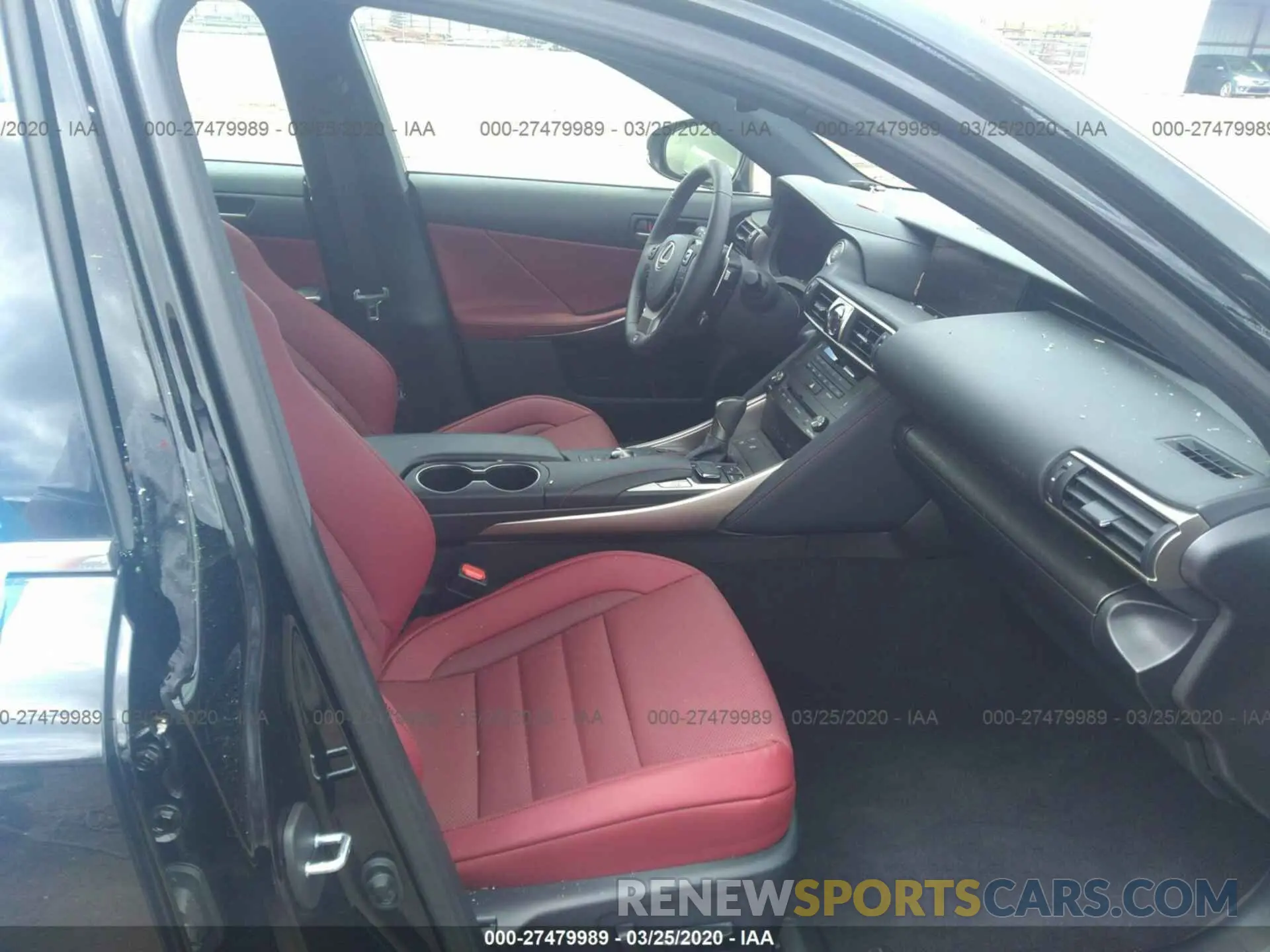 5 Photograph of a damaged car JTHC81D2XK5036760 LEXUS IS 2019