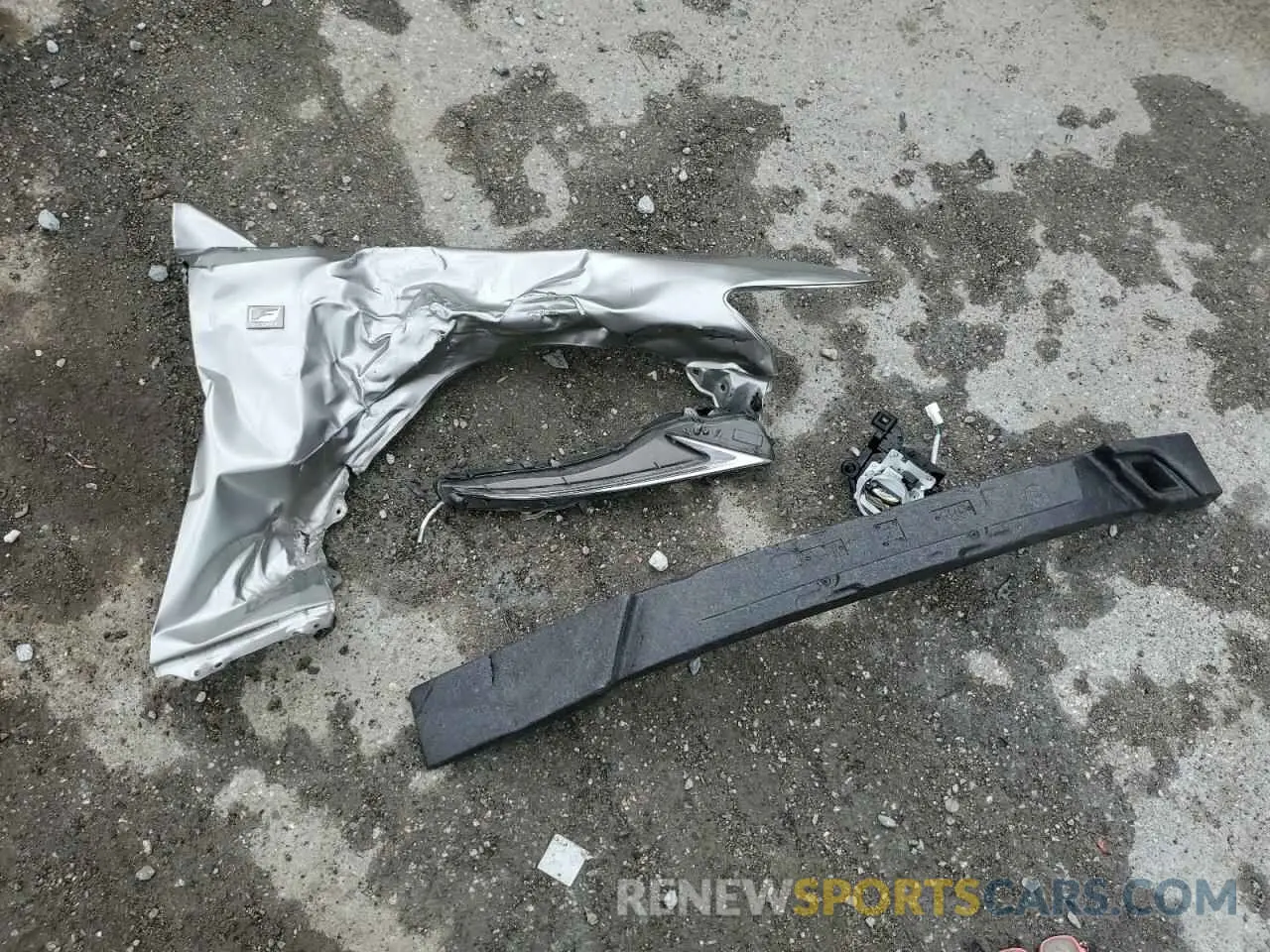 12 Photograph of a damaged car JTHC81D2XK5037763 LEXUS IS 2019