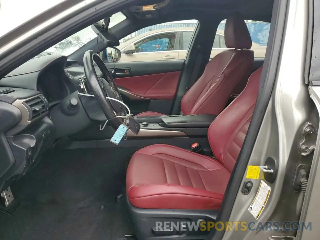 7 Photograph of a damaged car JTHC81D2XK5037763 LEXUS IS 2019