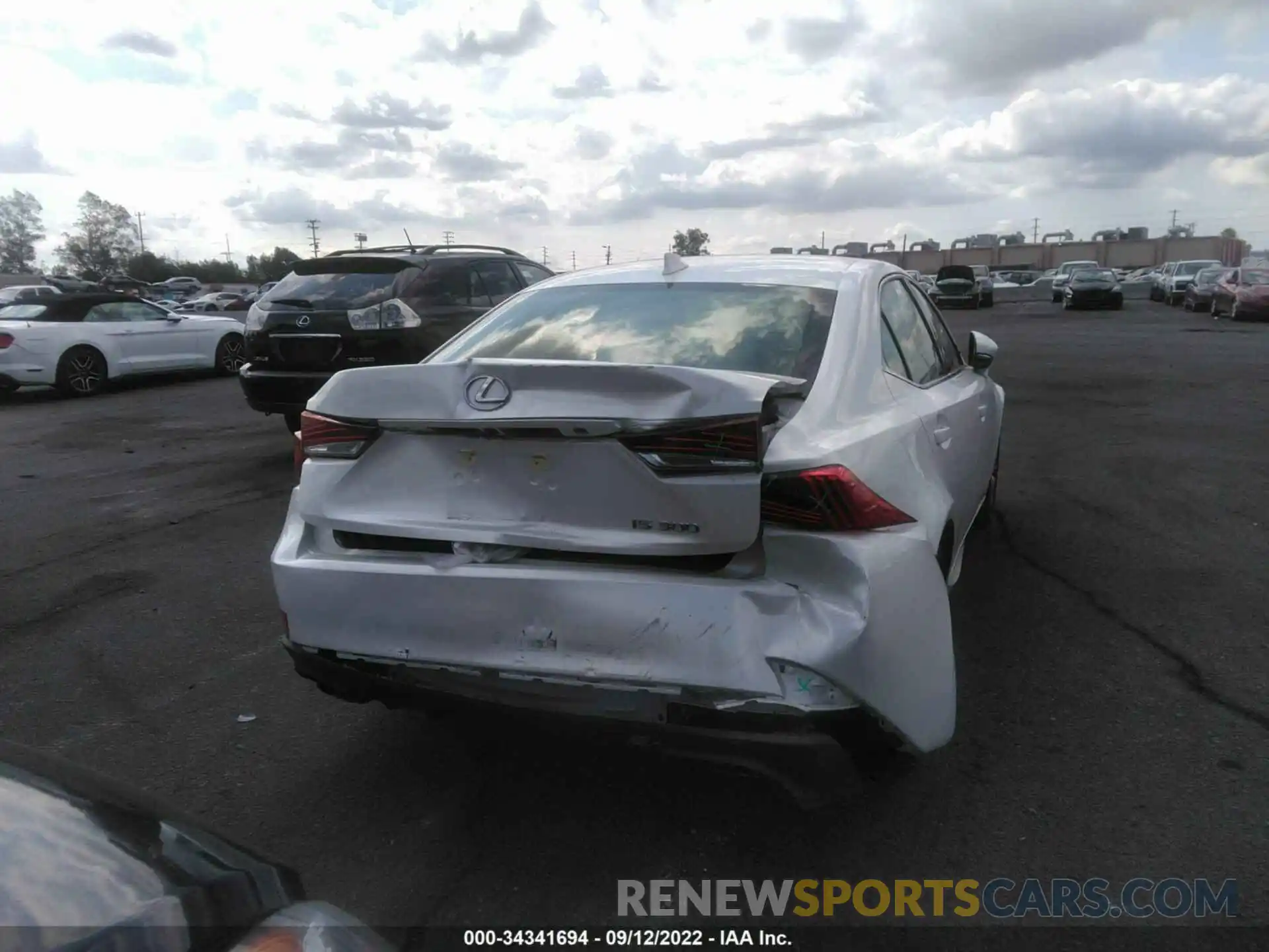 6 Photograph of a damaged car JTHAA1D21L5104182 LEXUS IS 2020