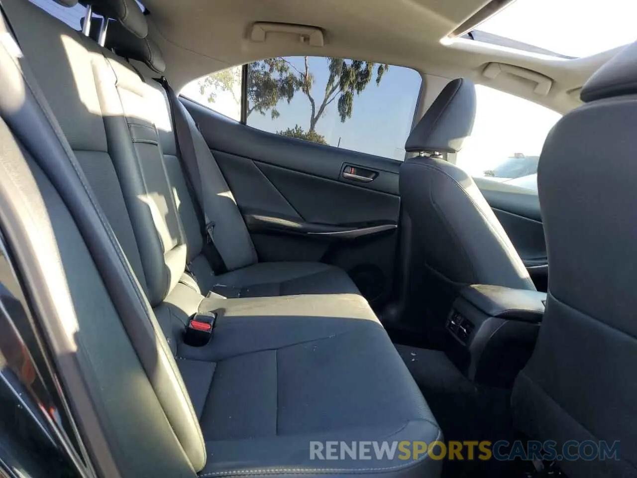 10 Photograph of a damaged car JTHAA1D28L5102493 LEXUS IS 2020