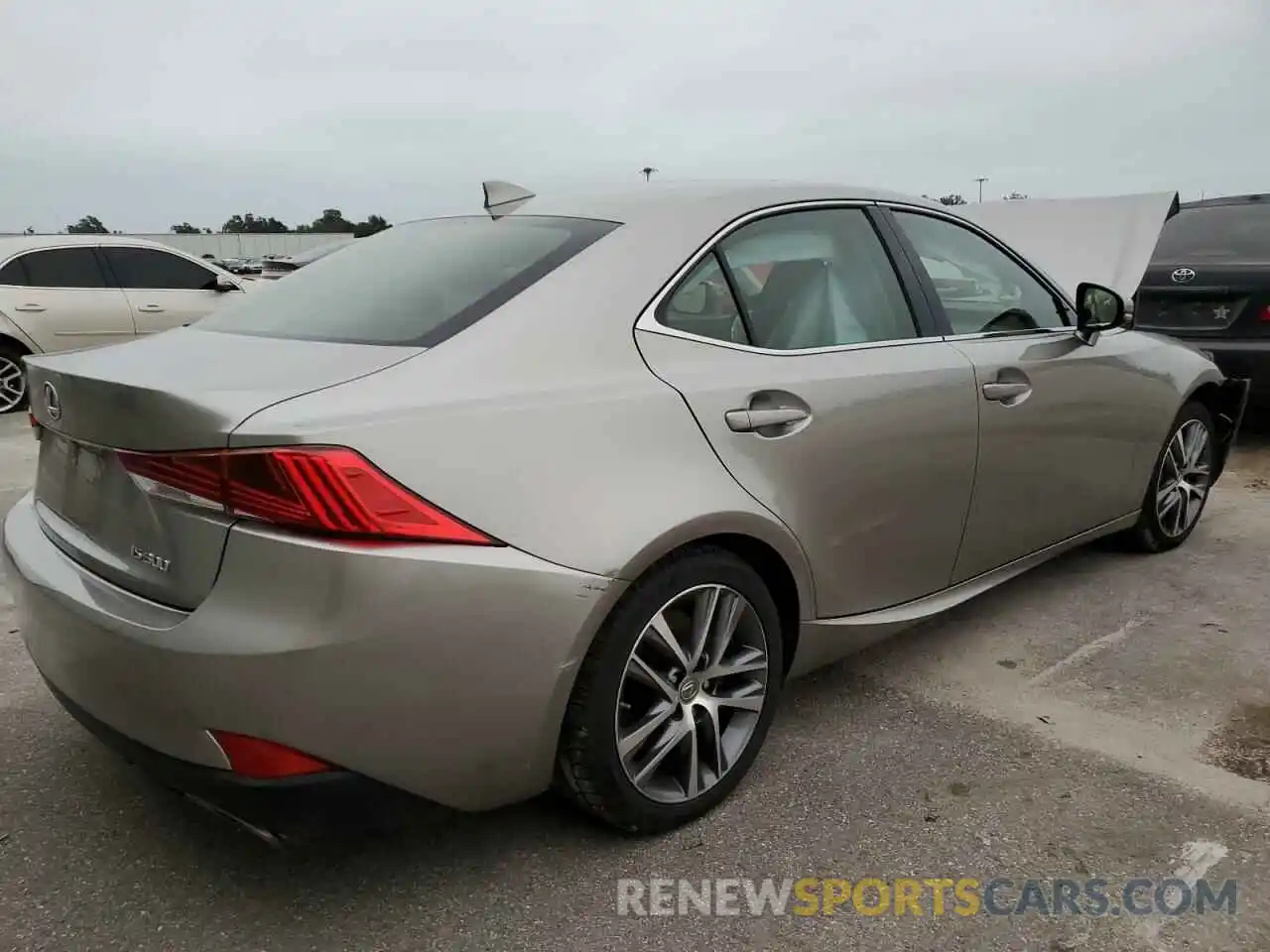 4 Photograph of a damaged car JTHAA1D2XL5103404 LEXUS IS 2020