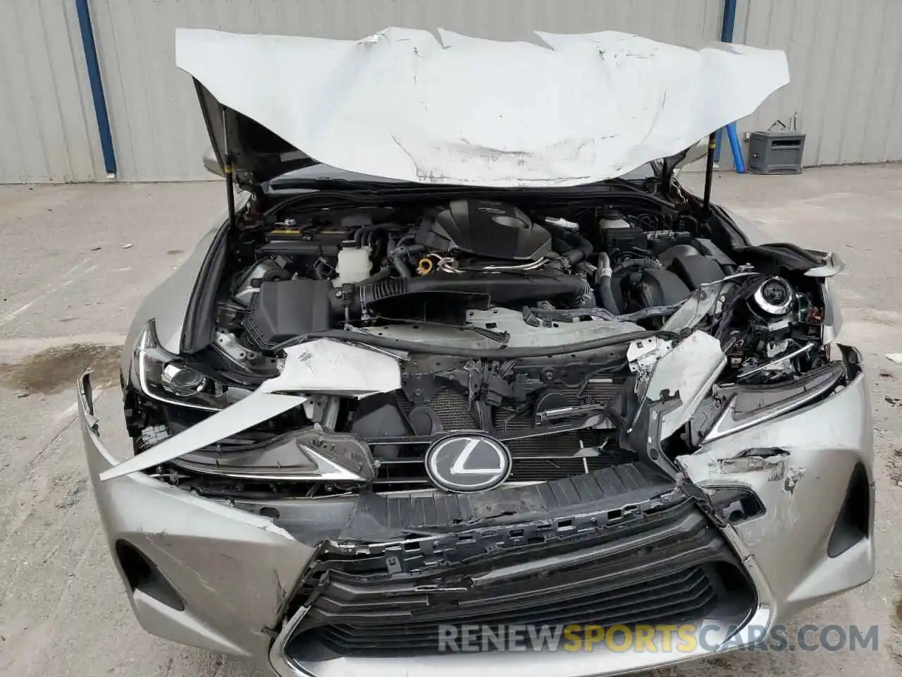 9 Photograph of a damaged car JTHAA1D2XL5103404 LEXUS IS 2020