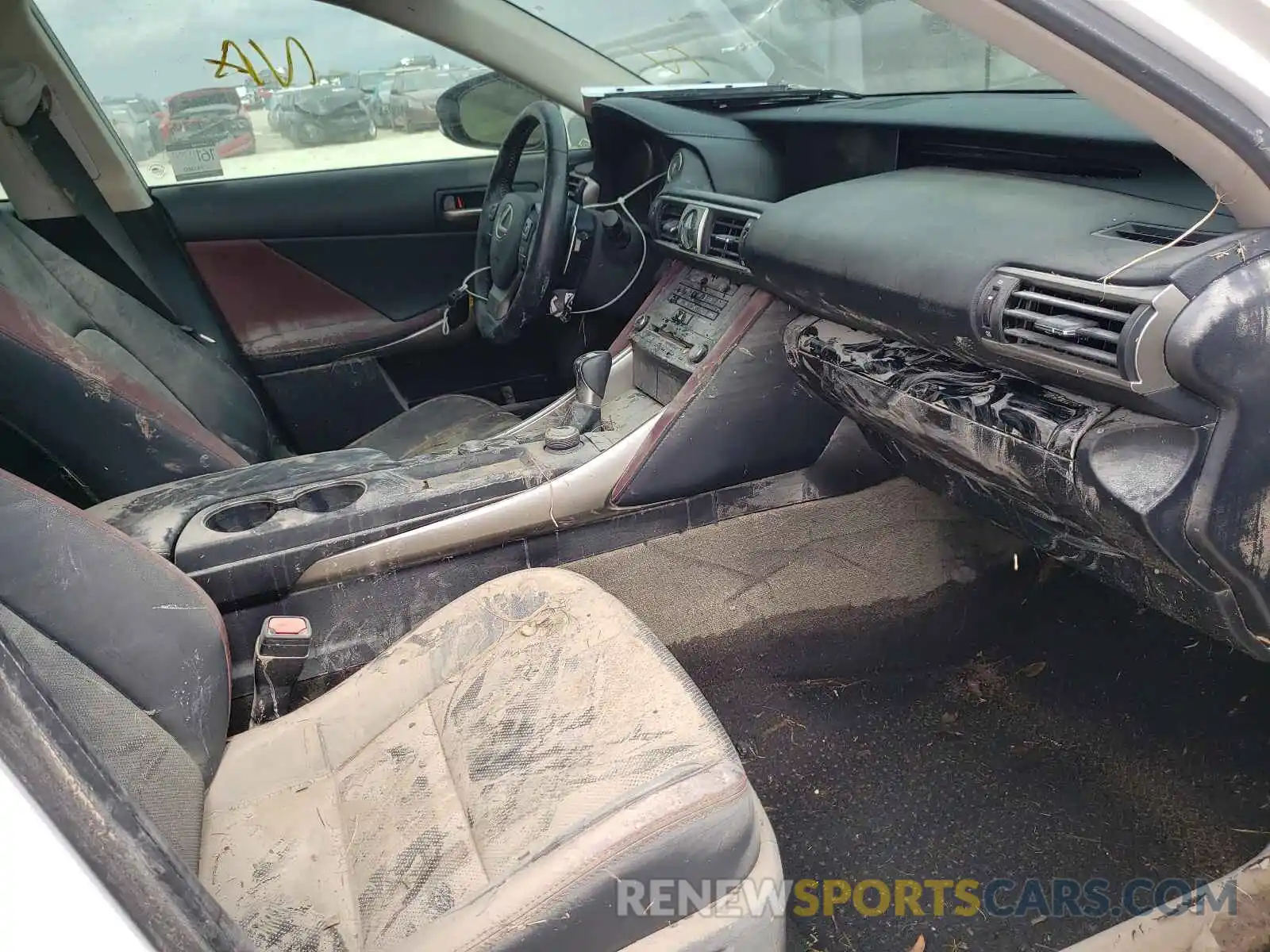 5 Photograph of a damaged car JTHAA1D2XL5103970 LEXUS IS 2020