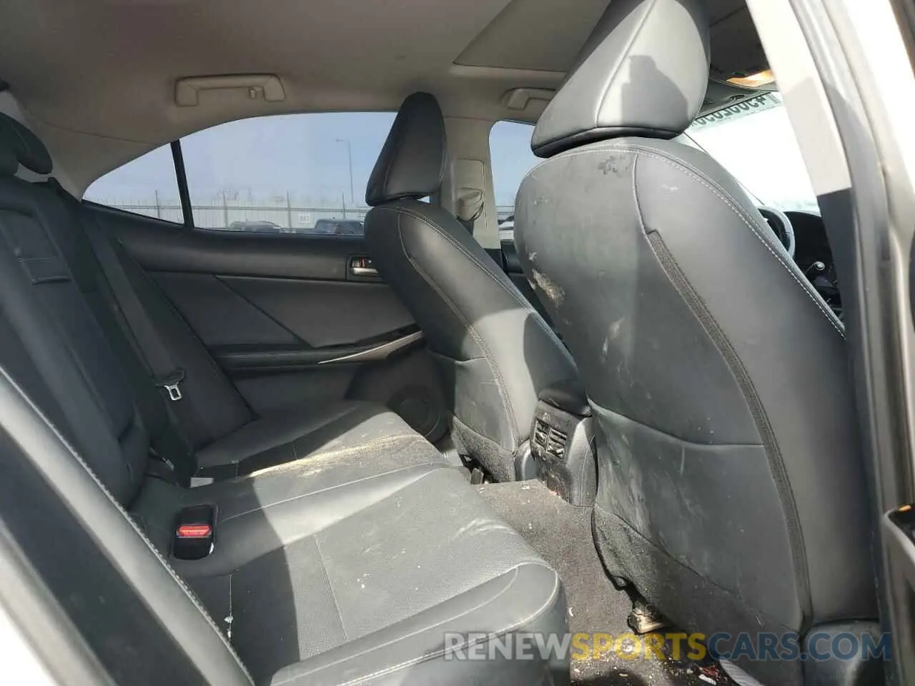 10 Photograph of a damaged car JTHD81F22L5040840 LEXUS IS 2020