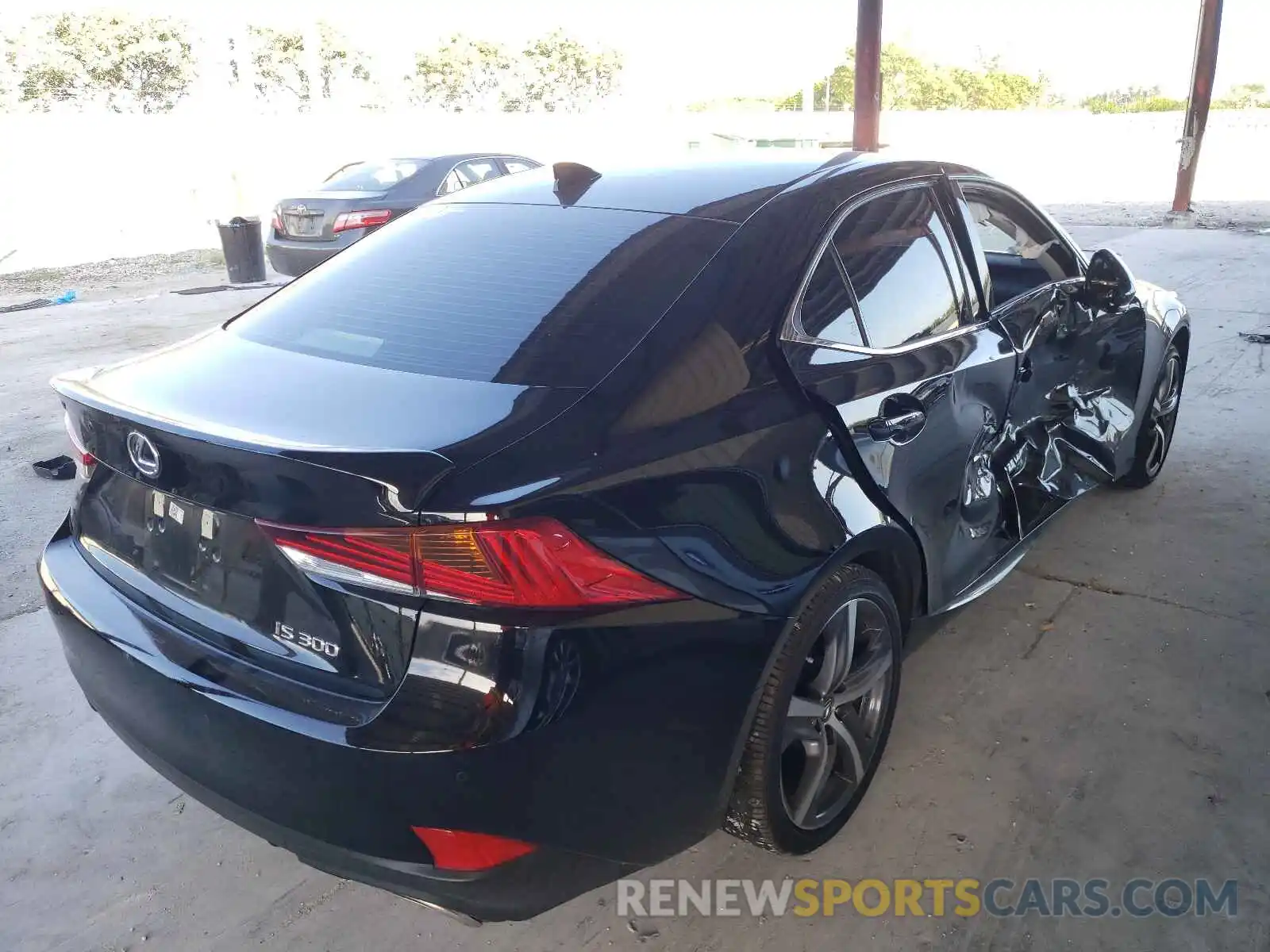 4 Photograph of a damaged car JTHDA1D20L5107054 LEXUS IS 2020