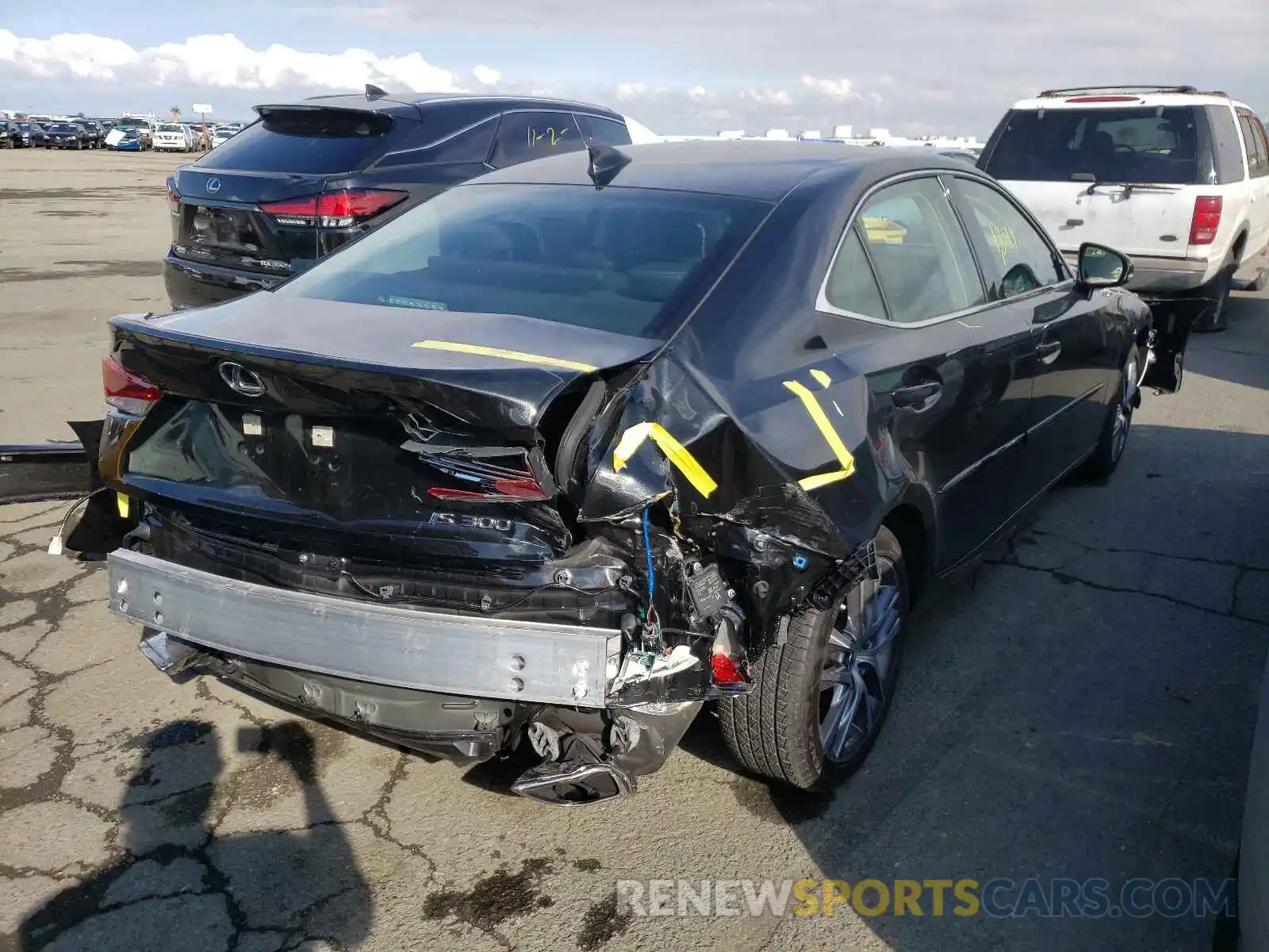 4 Photograph of a damaged car JTHDA1D21L5108309 LEXUS IS 2020