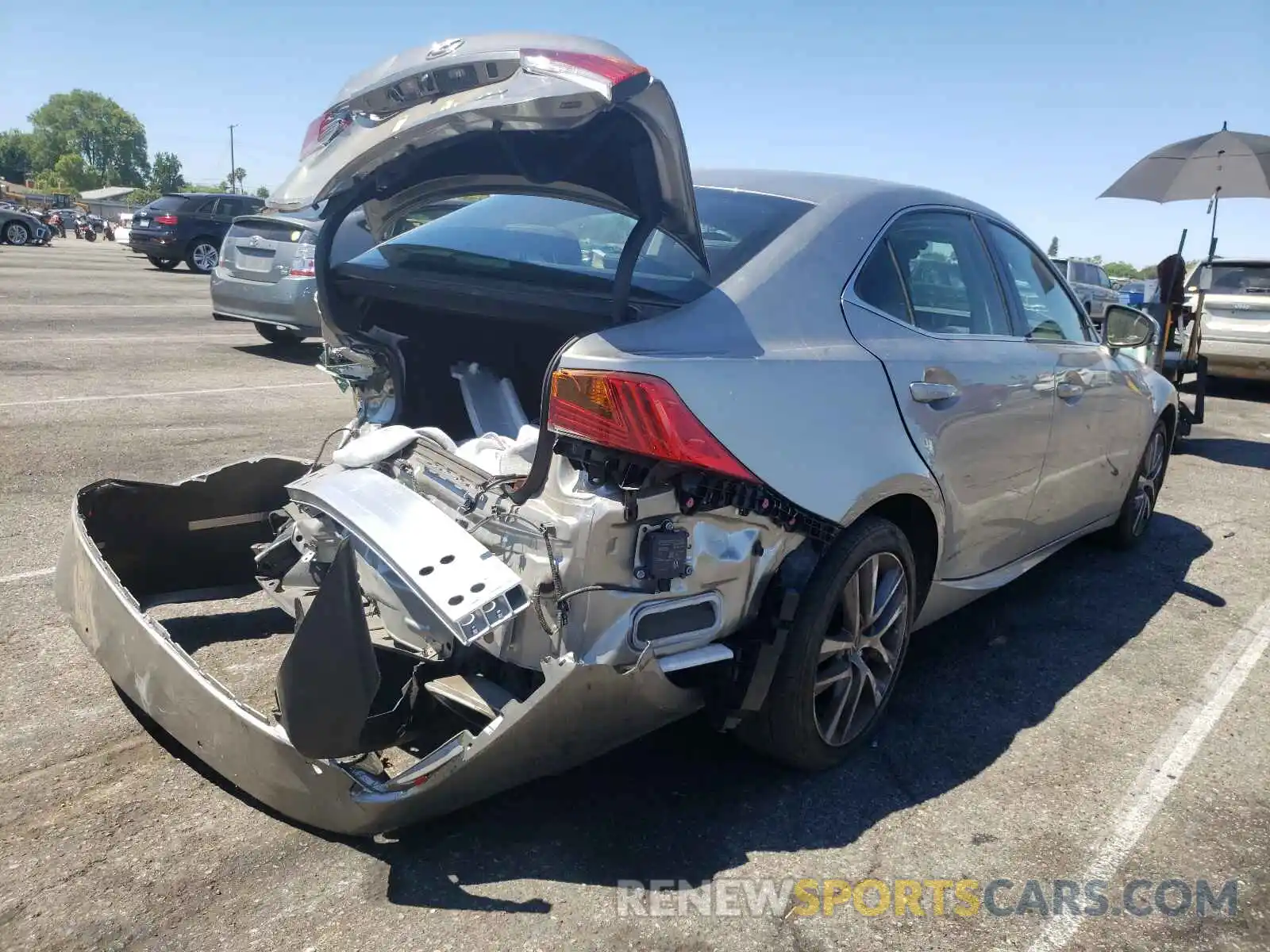 4 Photograph of a damaged car JTHDA1D27L5107181 LEXUS IS 2020