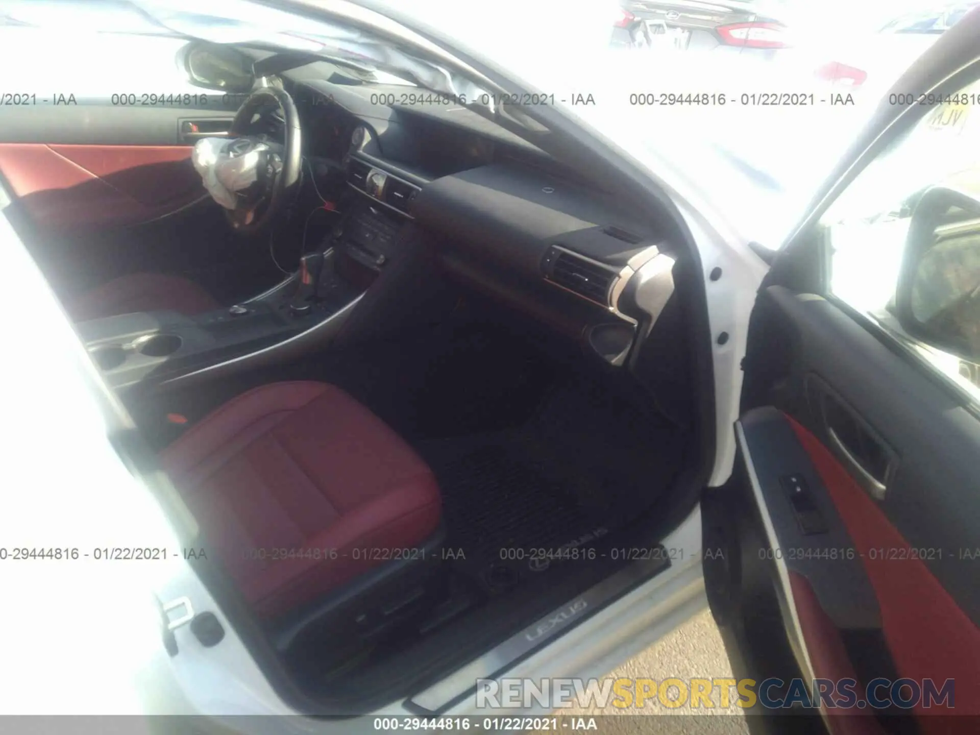 5 Photograph of a damaged car JTHG81F20L5040302 LEXUS IS 2020