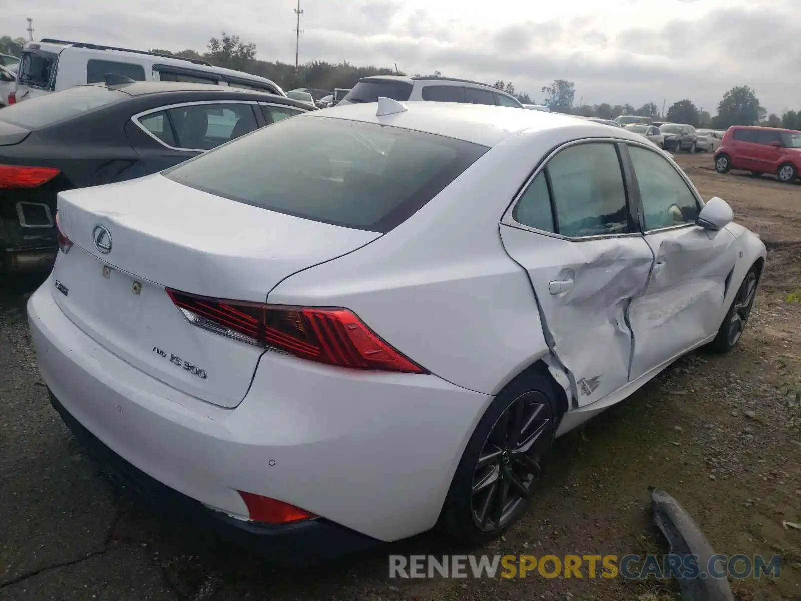 4 Photograph of a damaged car JTHG81F20L5041076 LEXUS IS 2020