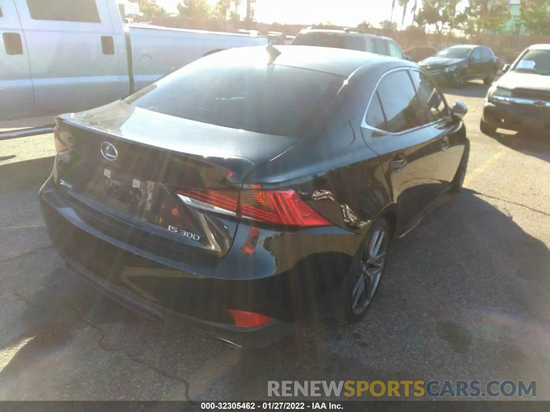 4 Photograph of a damaged car JTHGA1D26L5101790 LEXUS IS 2020